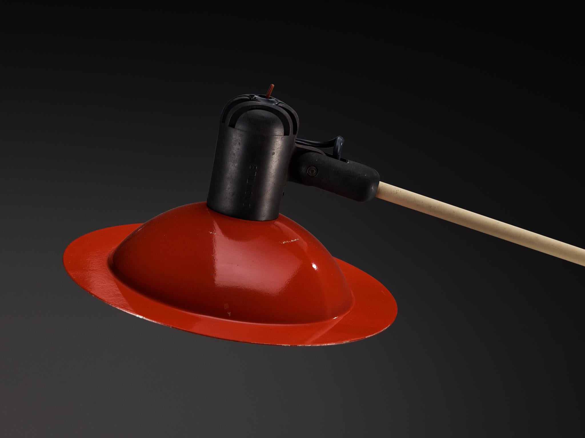 Lampada da terra Stilnovo con paralume rosso e base in marmo in vendita 3