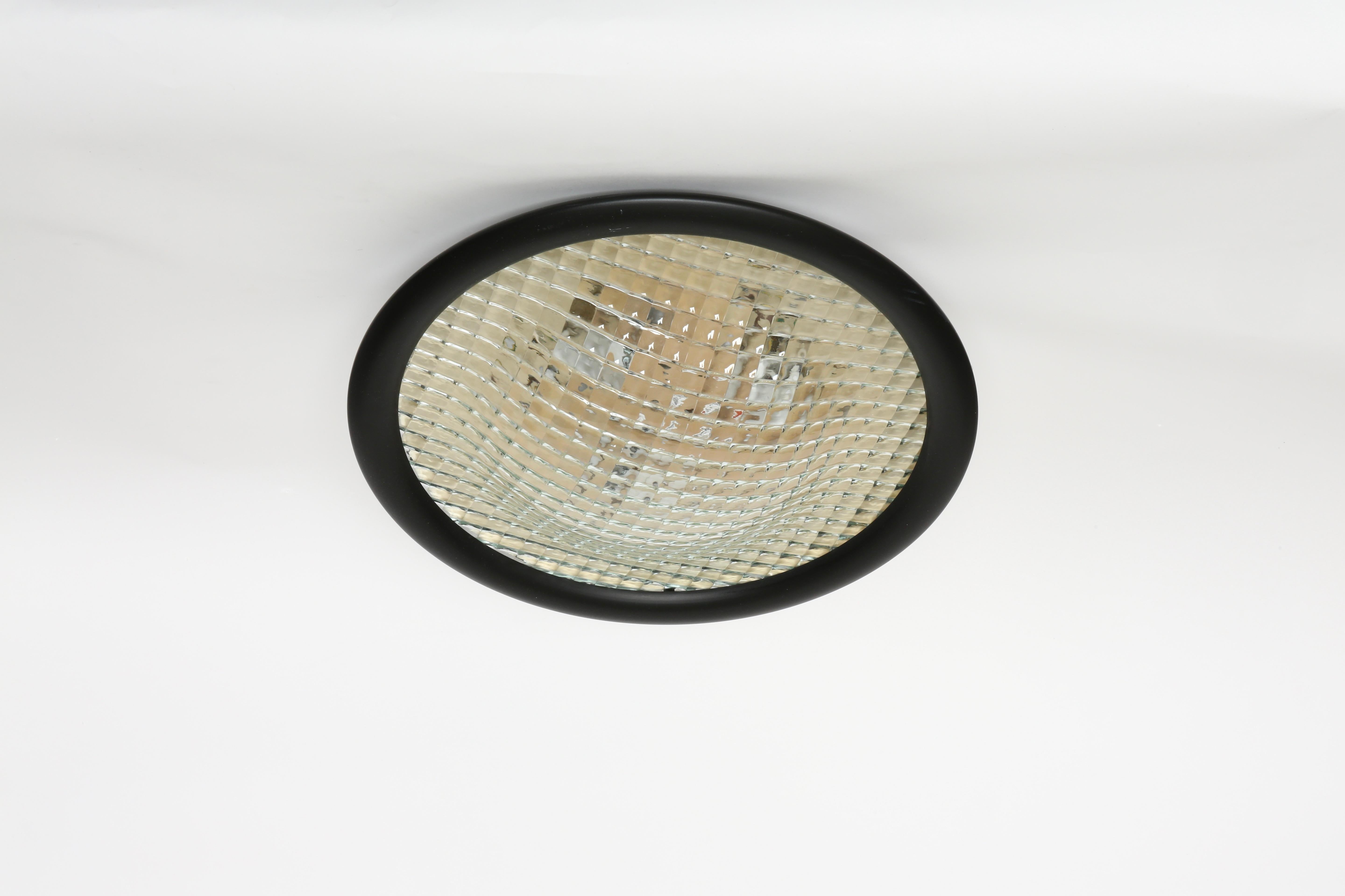 Stilnovo Flush Mount Ceiling Light Large, Italy circa 1970s In Good Condition For Sale In Brooklyn, NY
