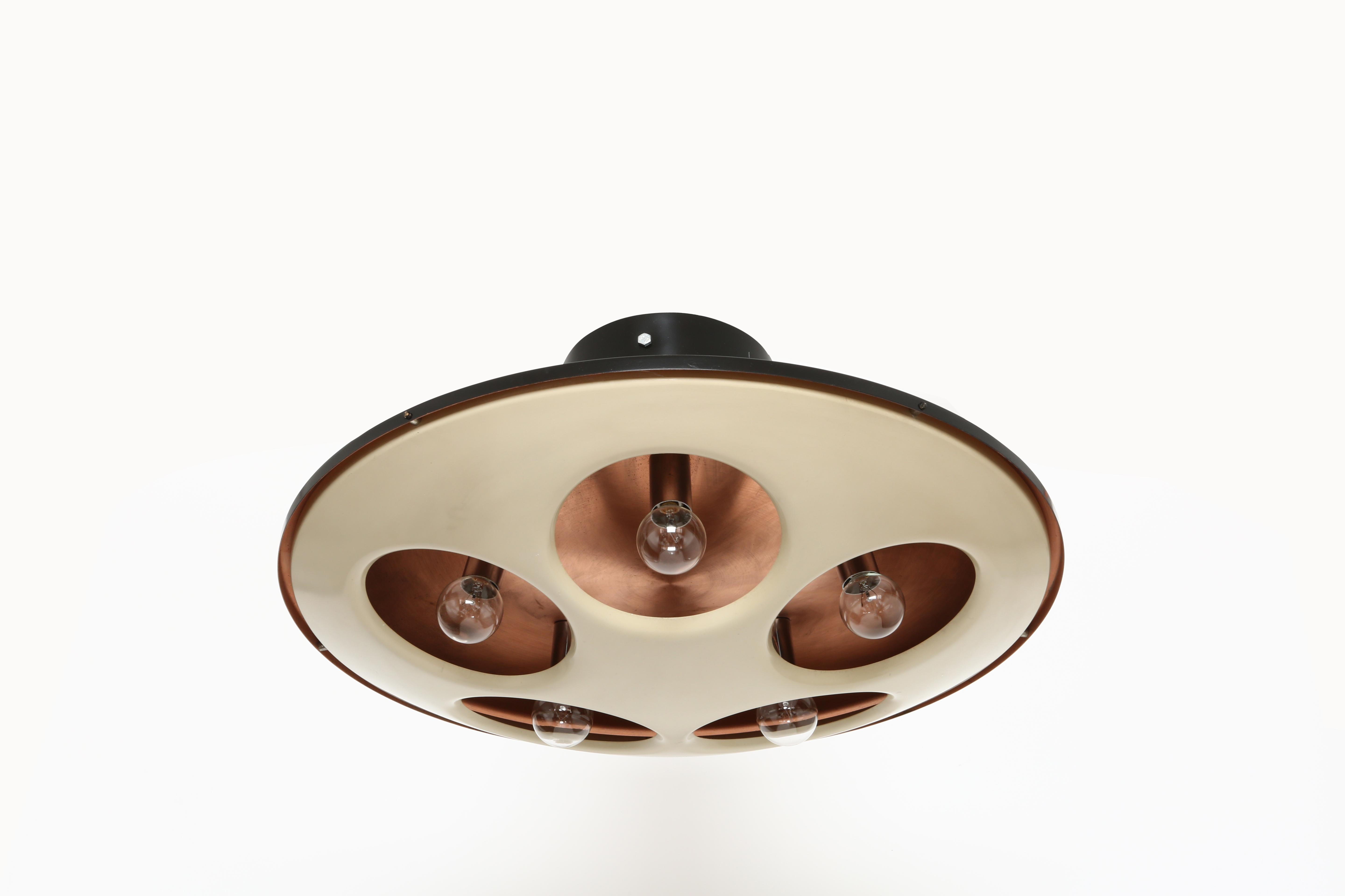 Émaillé Plafonnier encastré Stilnovo modèle 1243, Italie vers 1960 en vente