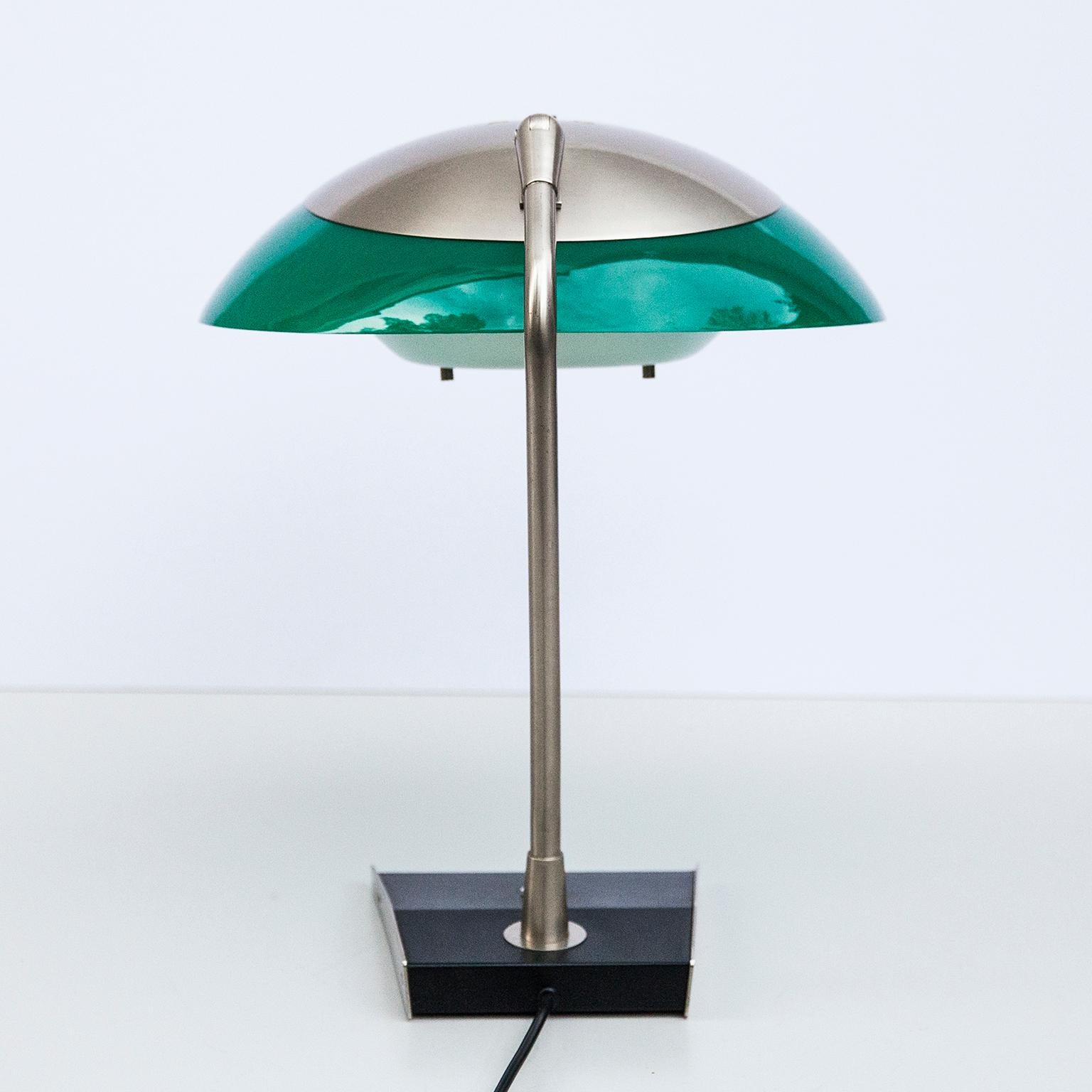 Stilnovo Green Perspex Table Lamp Italy 1960s In Good Condition In Munich, DE