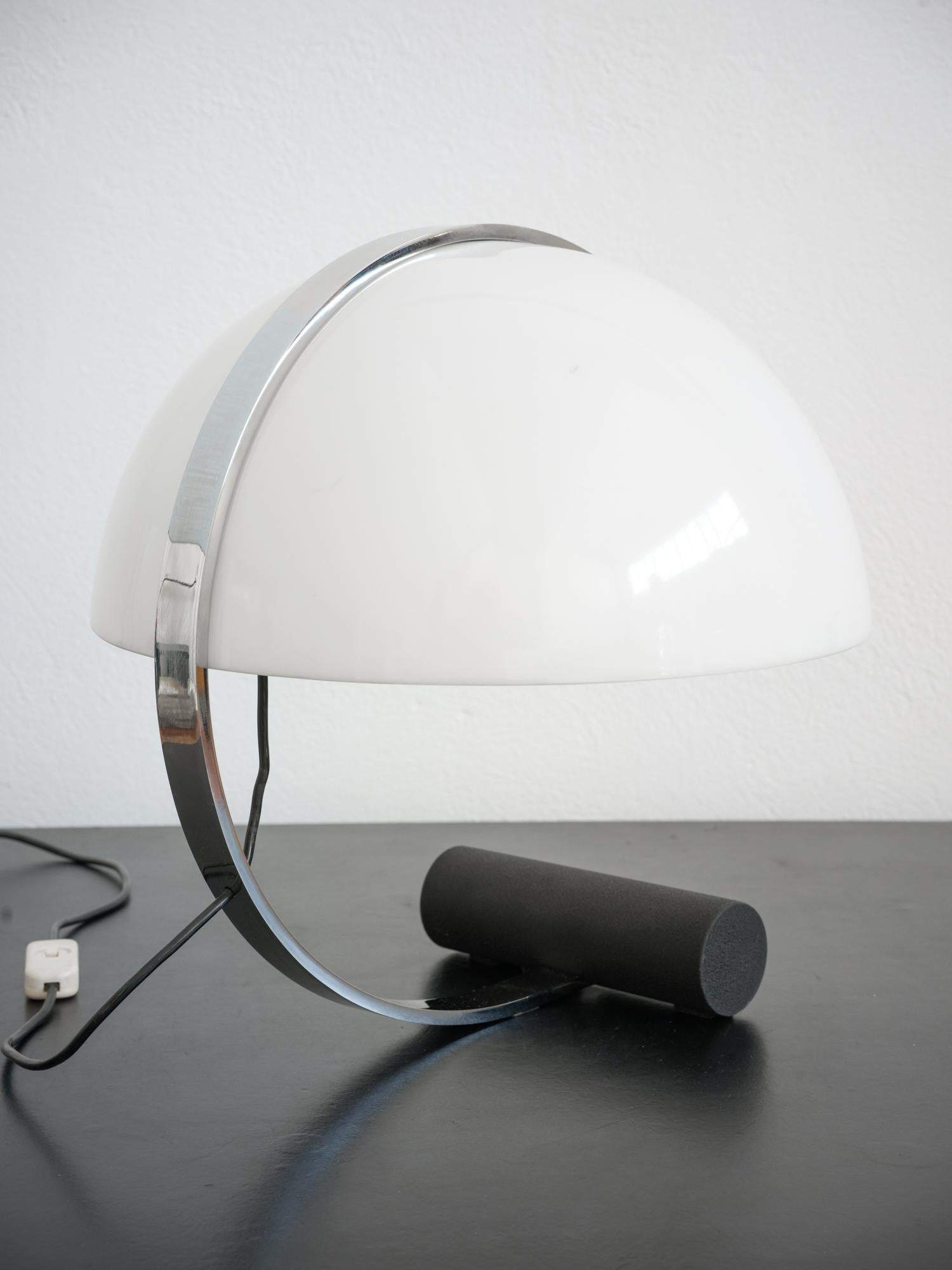 Italian Stilnovo half sphere table lamp for Artimeta For Sale