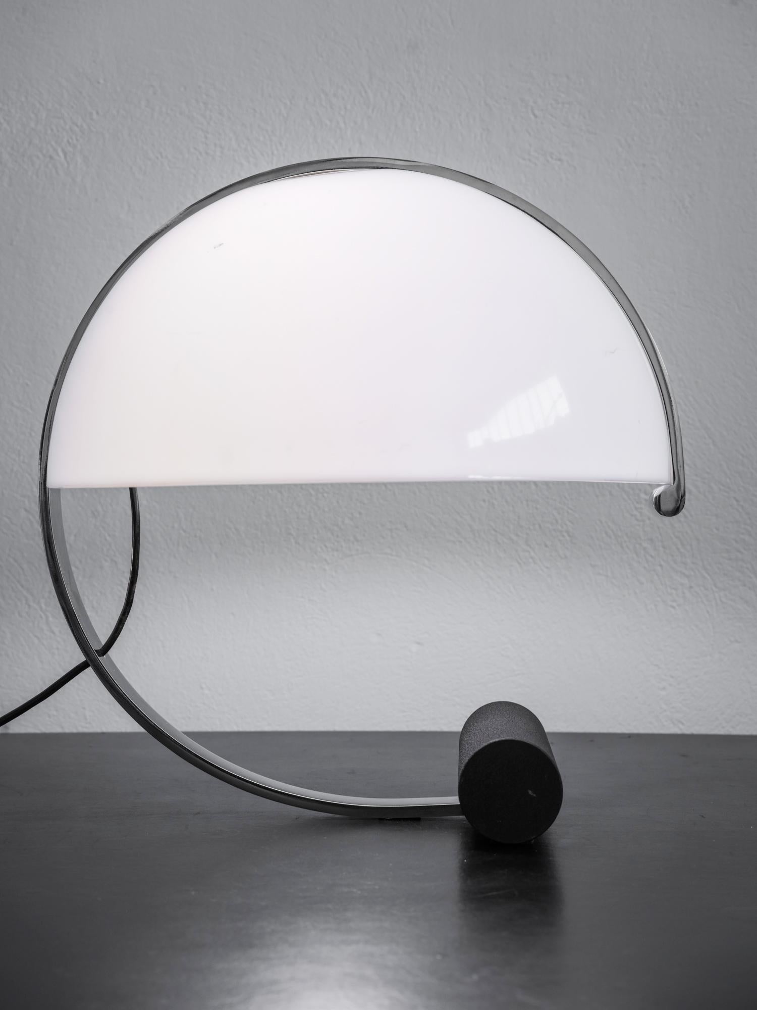 Stilnovo half sphere table lamp for Artimeta For Sale 1