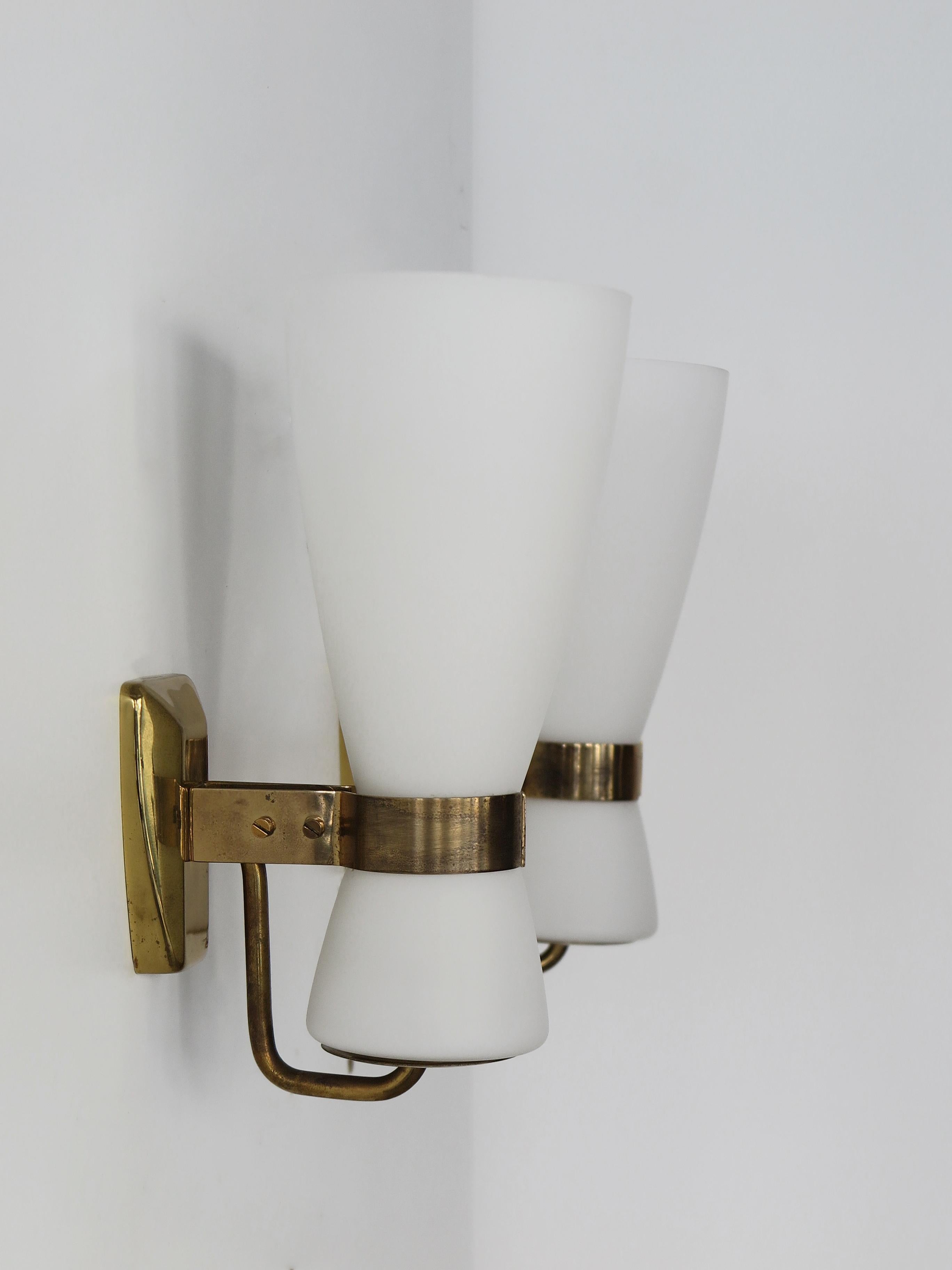 Mid-20th Century Stilnovo Italian Brass Glass Midcentury Sconces Wall Lights 1950s For Sale