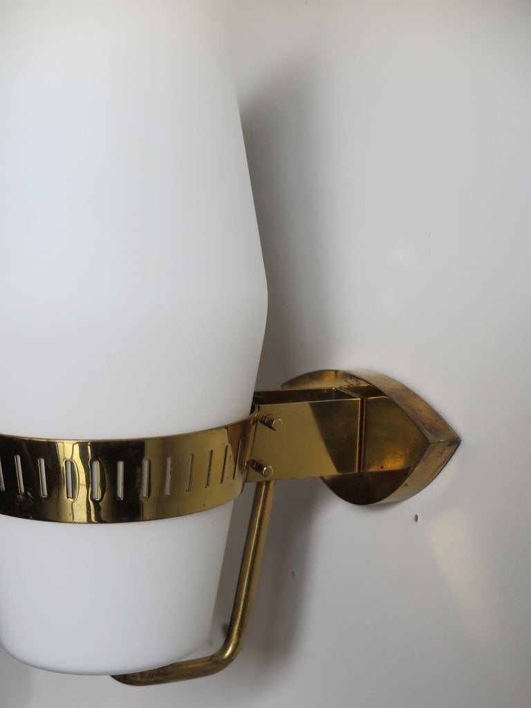 Stilnovo Italian Glass and Brass White Sconces Wall Lamps 1950s For Sale 10