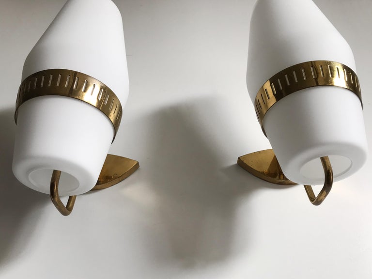 Stilnovo Italian Glass and Brass White Sconces Wall Lamps 1950s For Sale 3