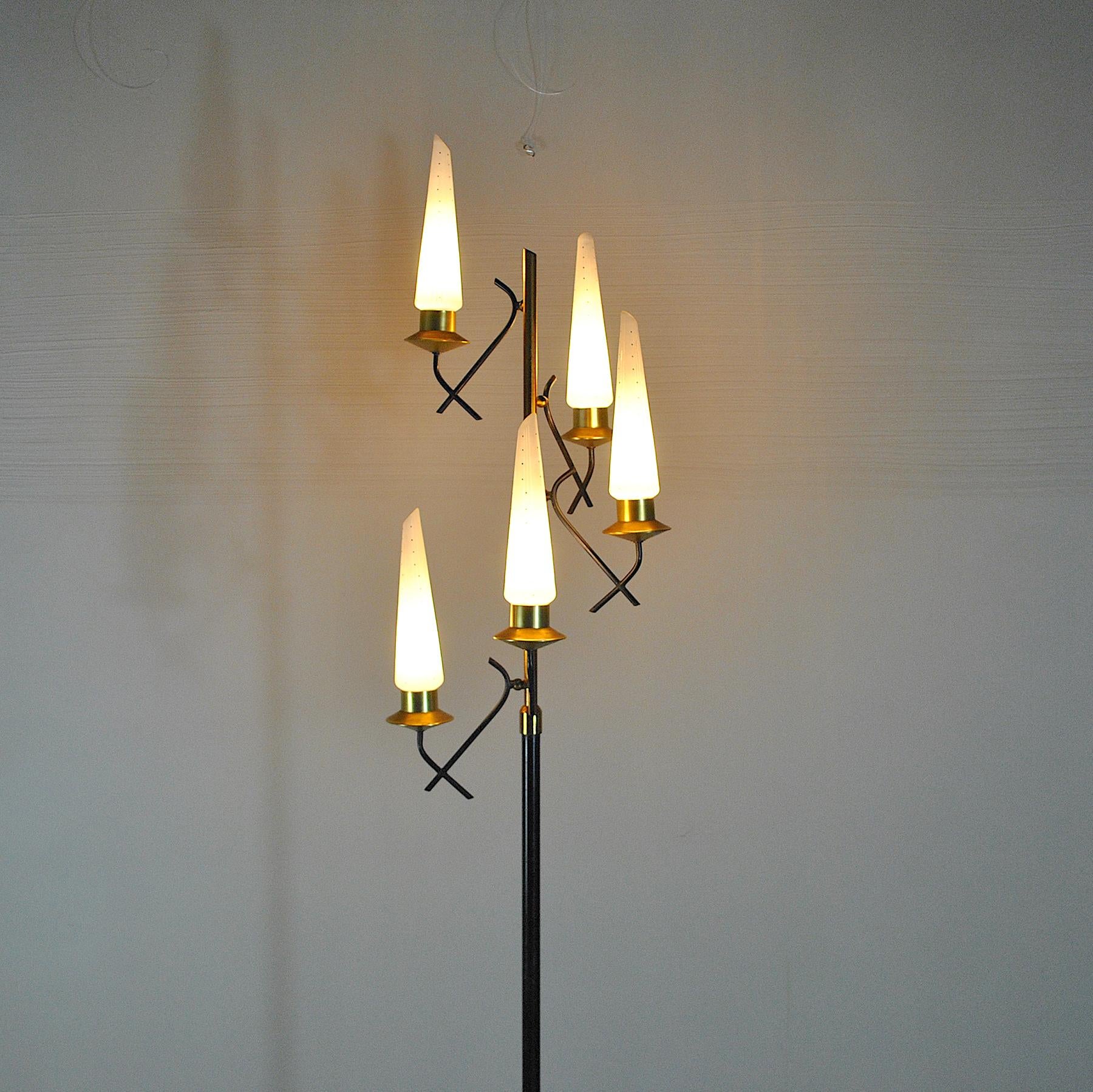 Stilnovo Italian Midcentury Floor Lamp For Sale 4