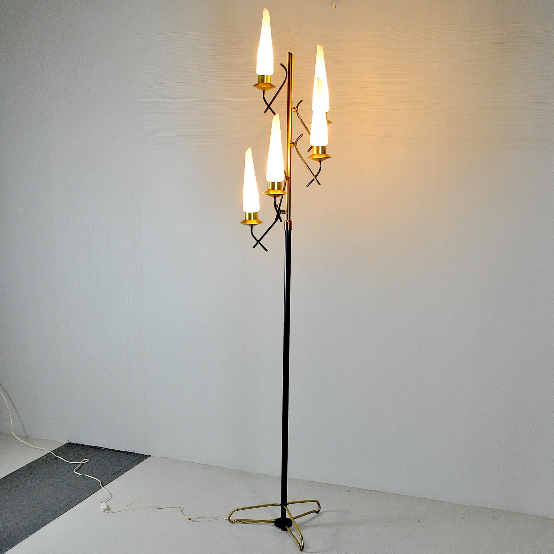 Stilnovo Italian Midcentury Floor Lamp For Sale 5