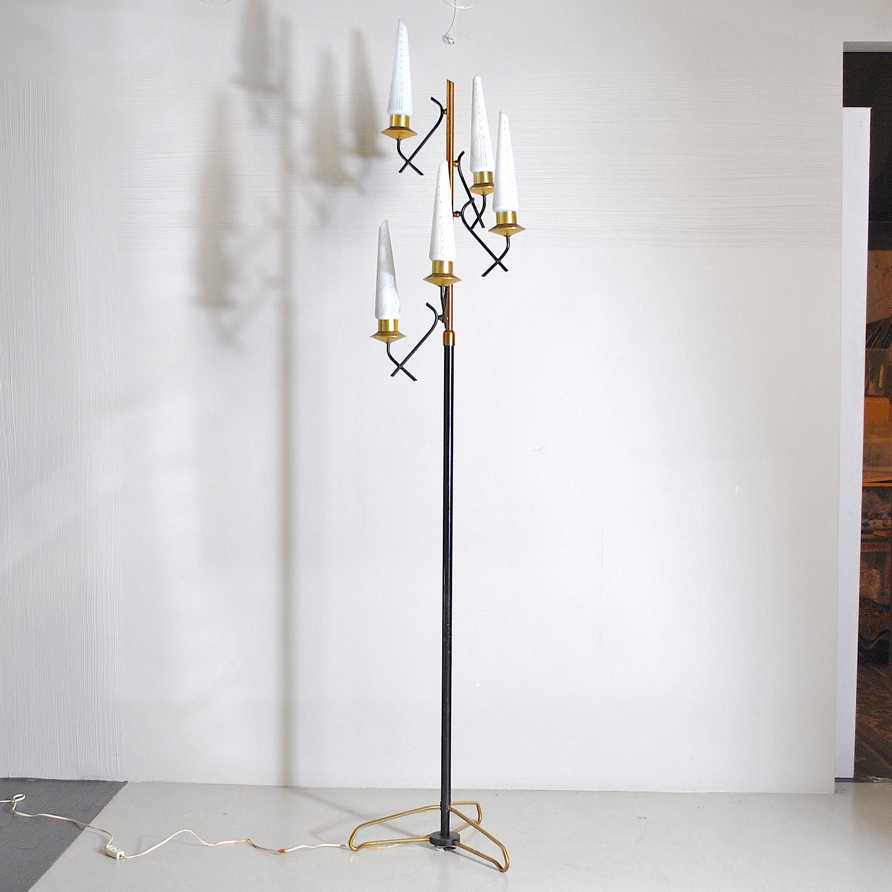 Floor lamp with six lighting bodies by Stilnovo in brass and opaline glass from the 1950s
Bruno Gatta joined the company with his brother Paolo, who had just graduated, and in September they opened 'Stilnovo Srl', with a capital of 400,000 lire.