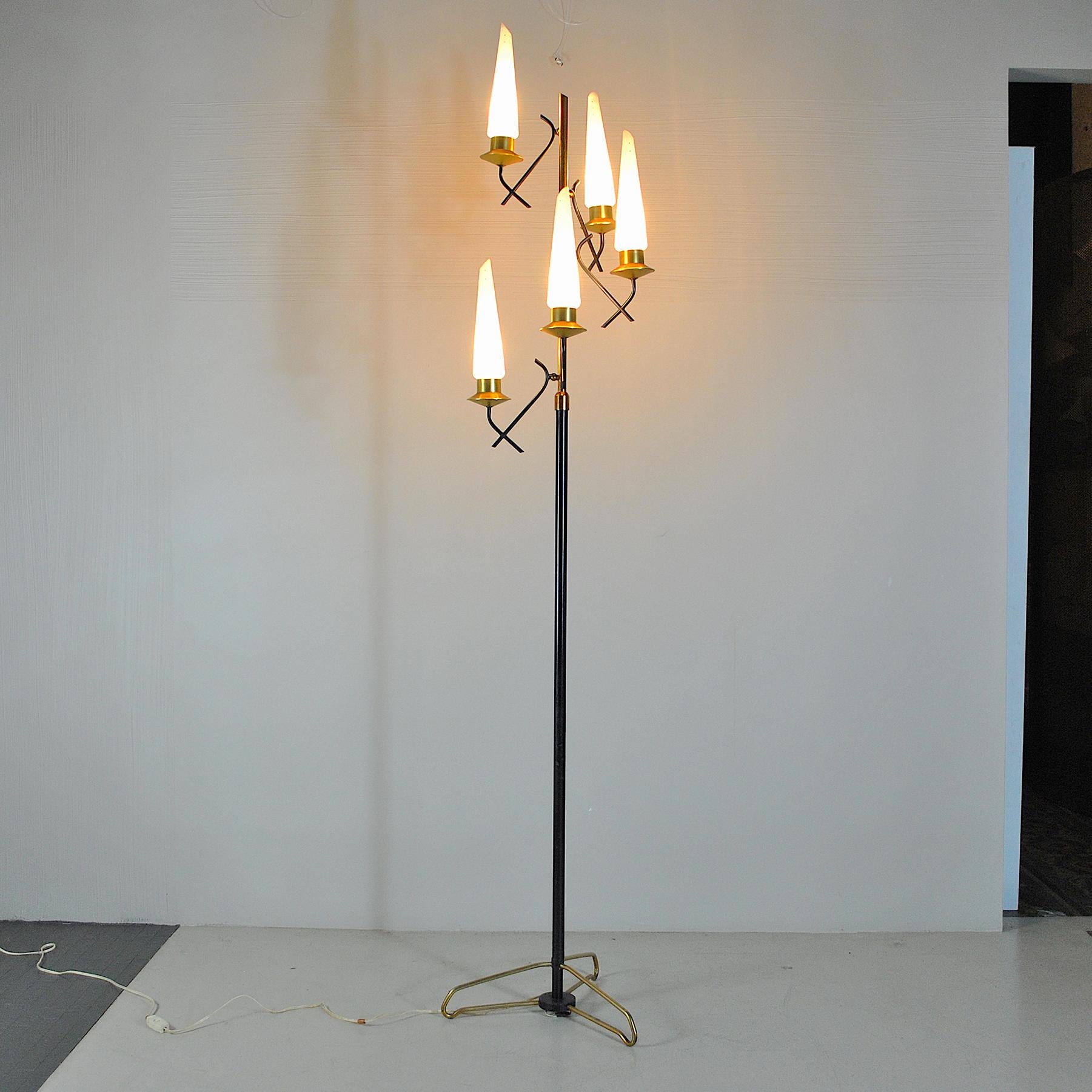 Stilnovo Italian Midcentury Floor Lamp For Sale 3