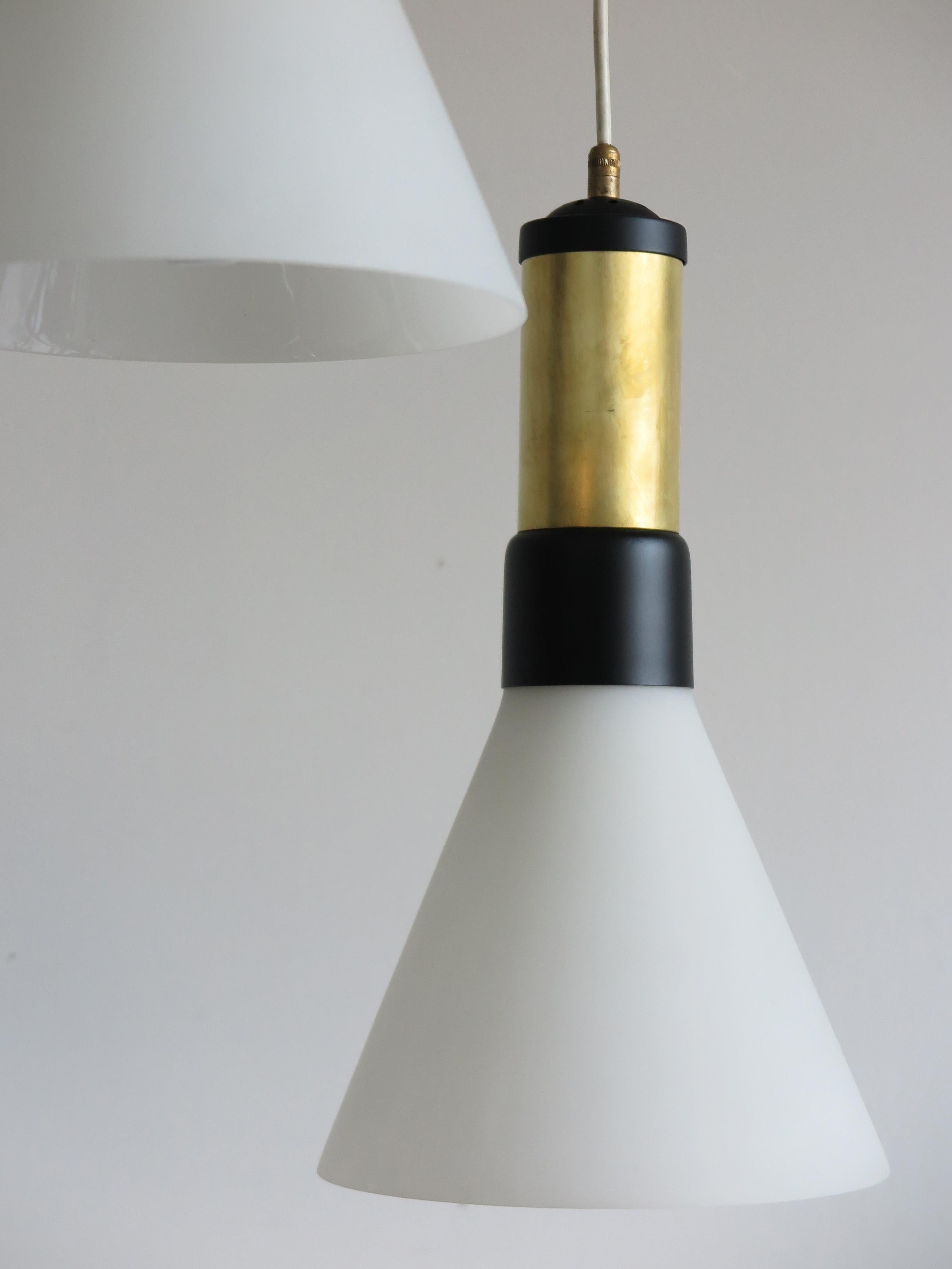 Painted Stilnovo Italian Mid-Century Modern White Glass Brass Pendant Lamp, 1950s