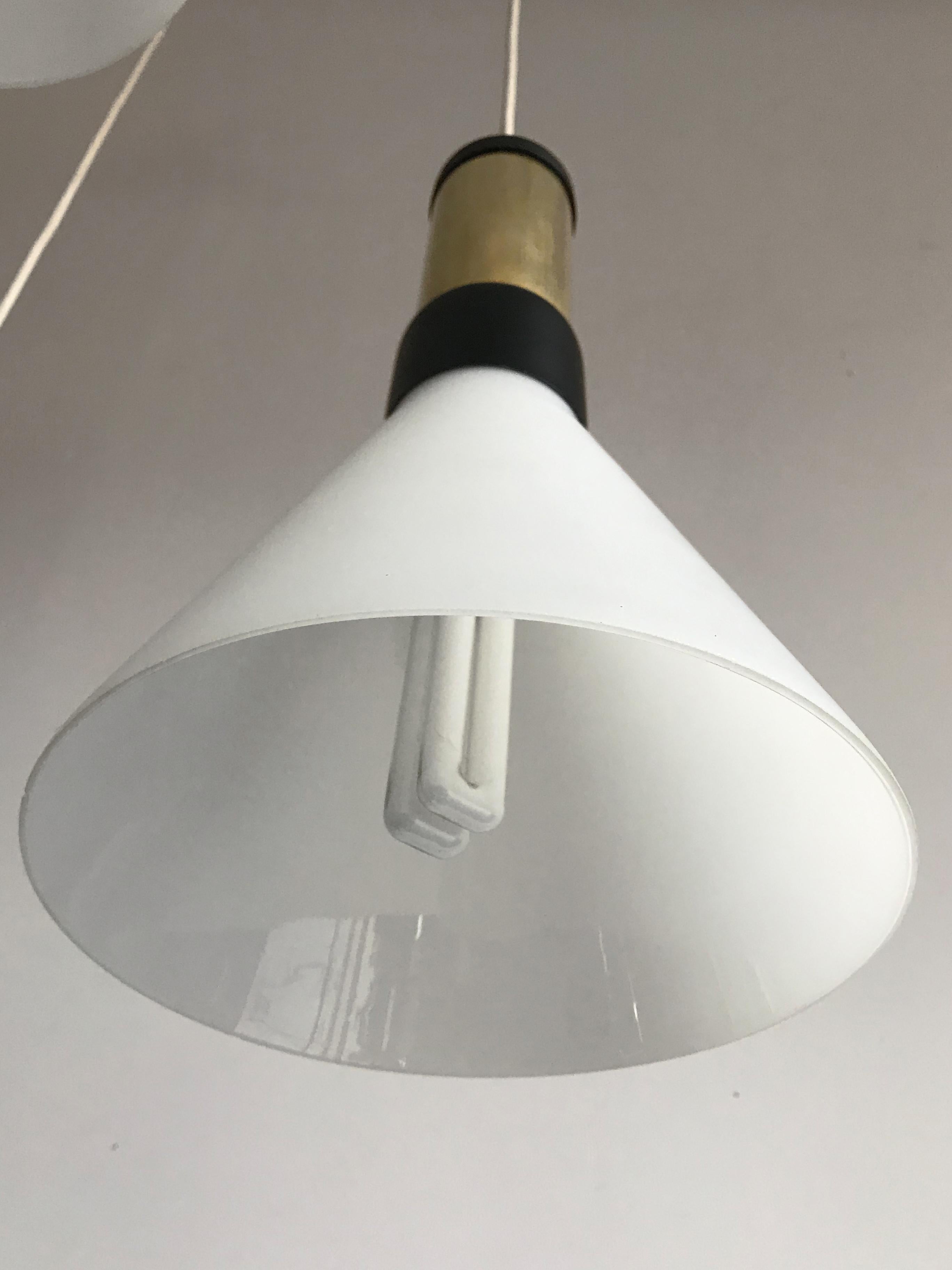 Stilnovo Italian Mid-Century Modern White Glass Brass Pendant Lamp, 1950s 4