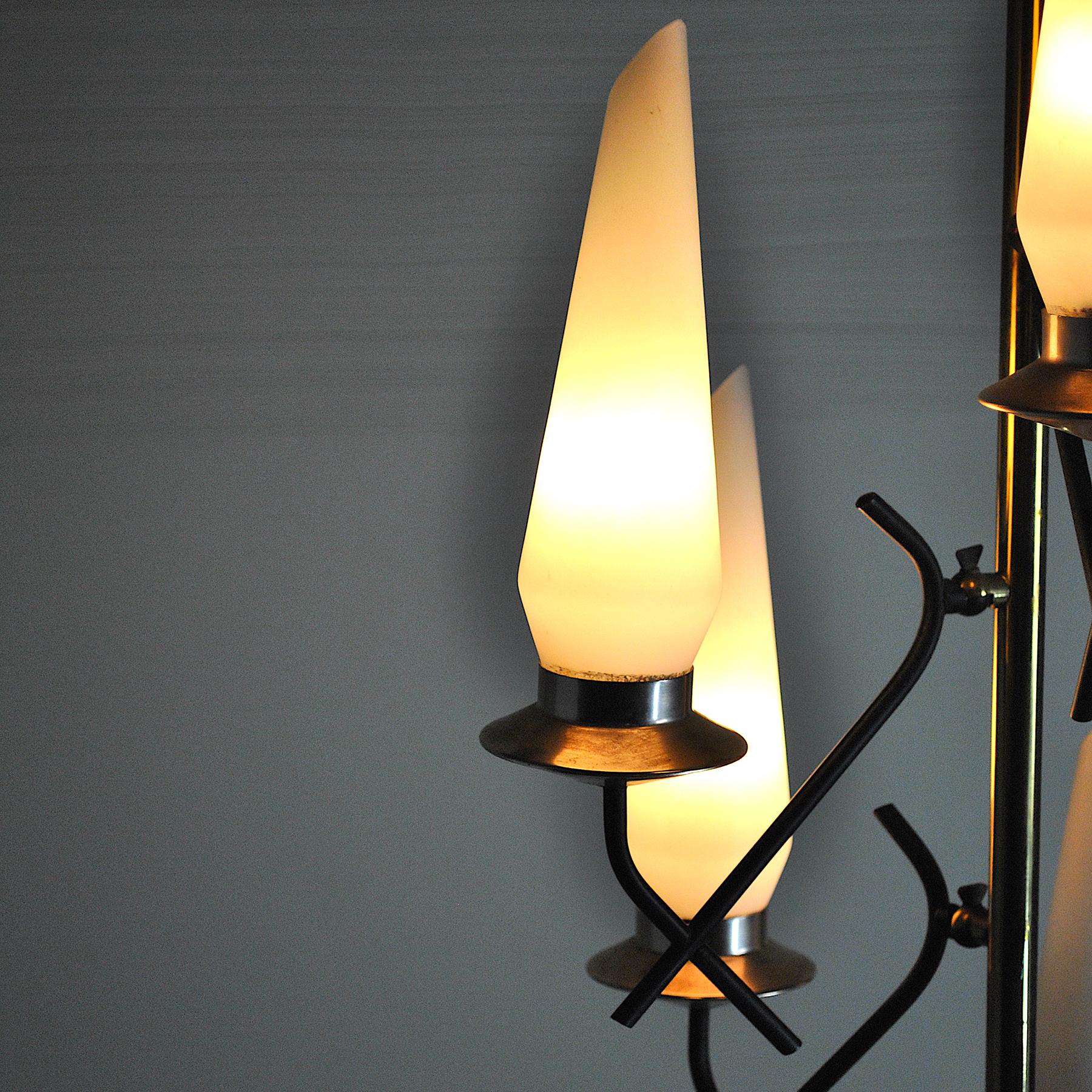 Stilnovo lampadaire italien mi-siècle moderne, années 50 en vente 5