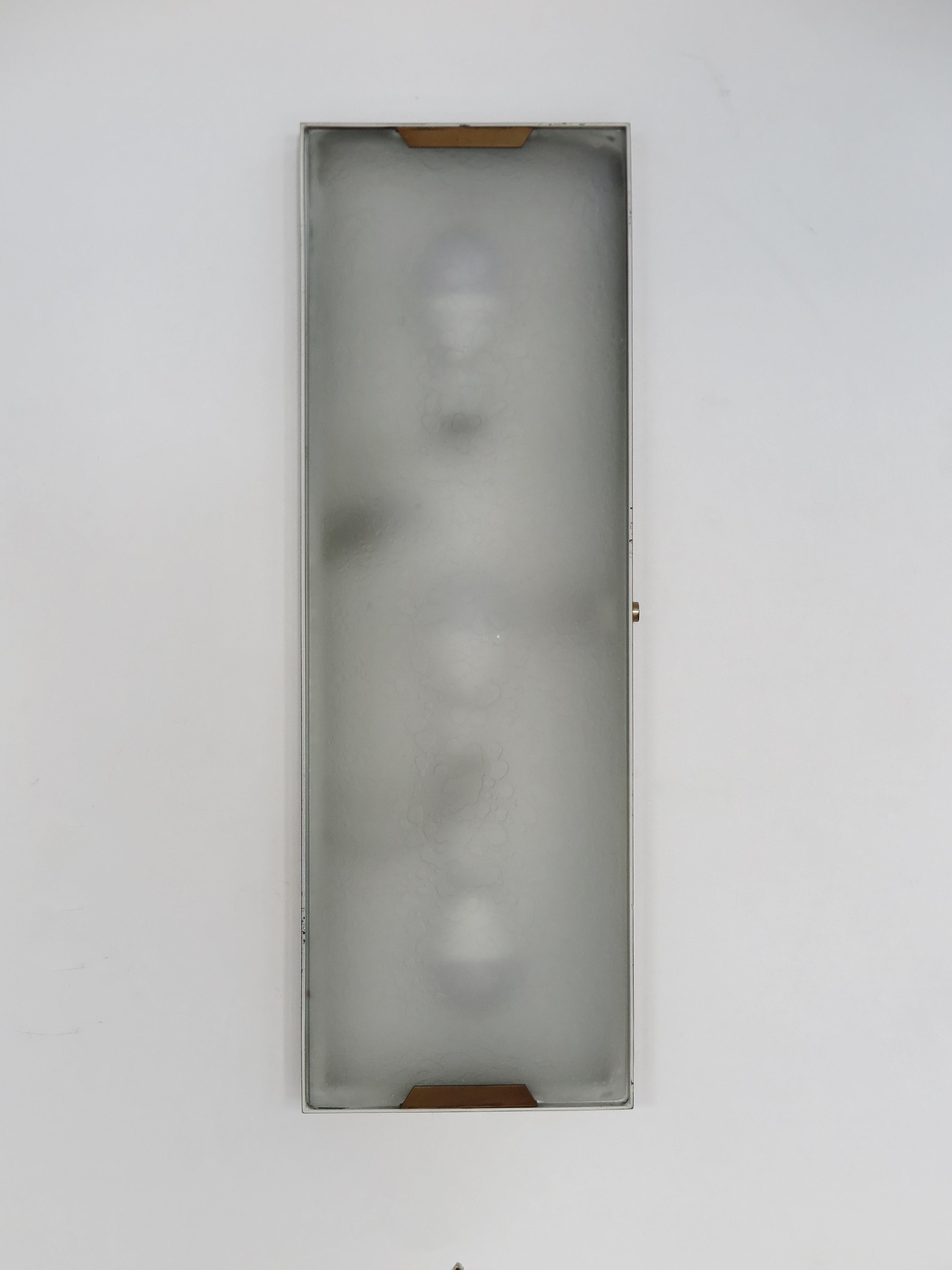 Stilnovo Italian Midcentury Glass Brass Sconce Wall Lamp 1950s In Good Condition For Sale In Reggio Emilia, IT