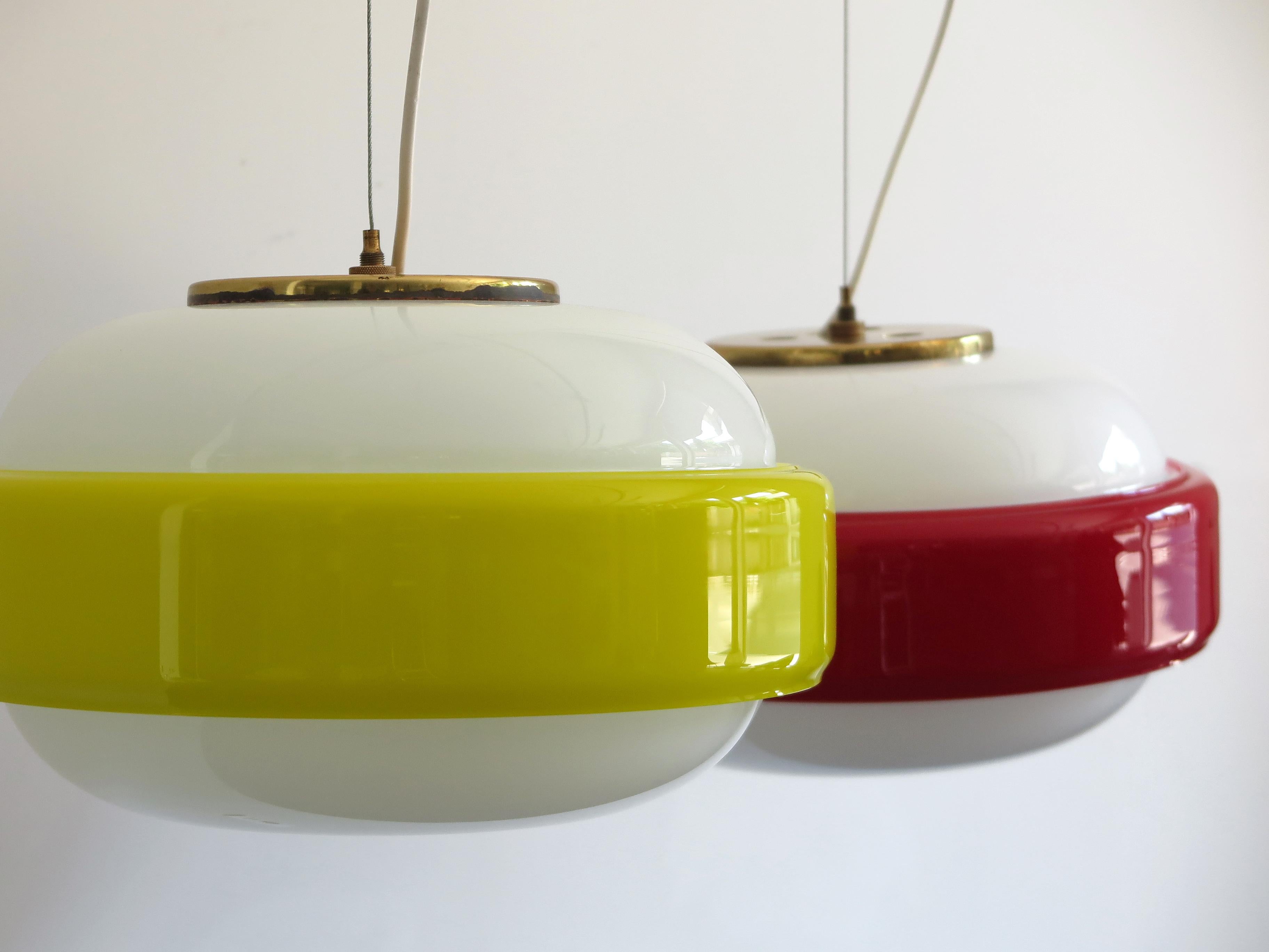 Stilnovo Italian Mid-Century Modern Brass and Glass Pendant Lamps, 1960s In Good Condition In Reggio Emilia, IT