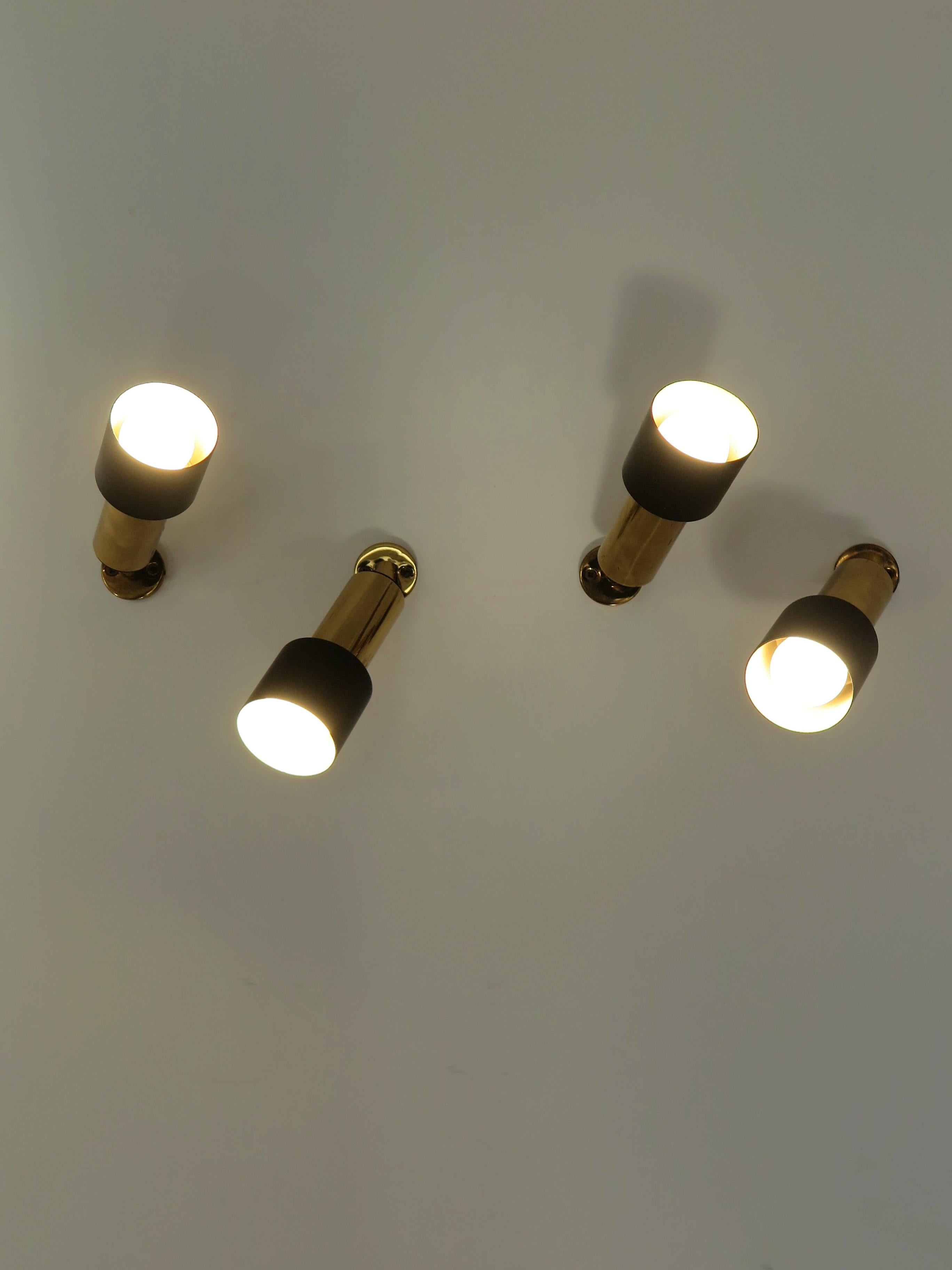 Stilnovo Italian Mid-Century Modern Design Brass Metal Wall Lights 1960s For Sale 2