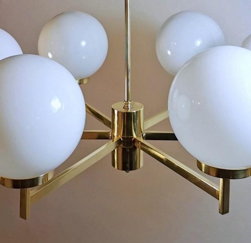 Stilnovo Italian Vintage Brass Chandelier Opaline Glass Spheres For Sale 5