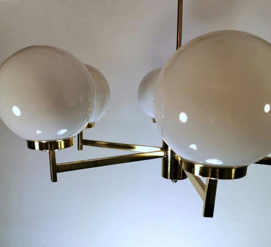 Stilnovo Italian Vintage Brass Chandelier Opaline Glass Spheres For Sale 7