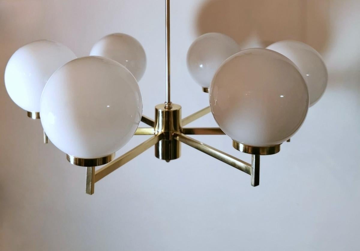 Stilnovo Italian Vintage Brass Chandelier Opaline Glass Spheres For Sale 9