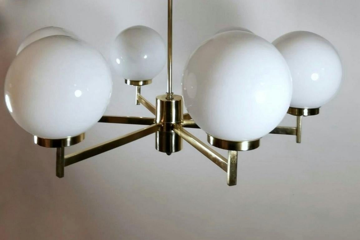 Stilnovo Italian Vintage Brass Chandelier Opaline Glass Spheres For Sale 1