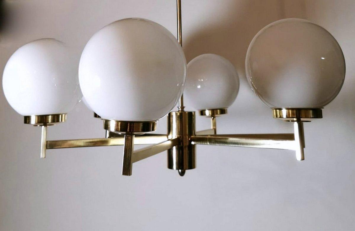 Stilnovo Italian Vintage Brass Chandelier Opaline Glass Spheres For Sale 3
