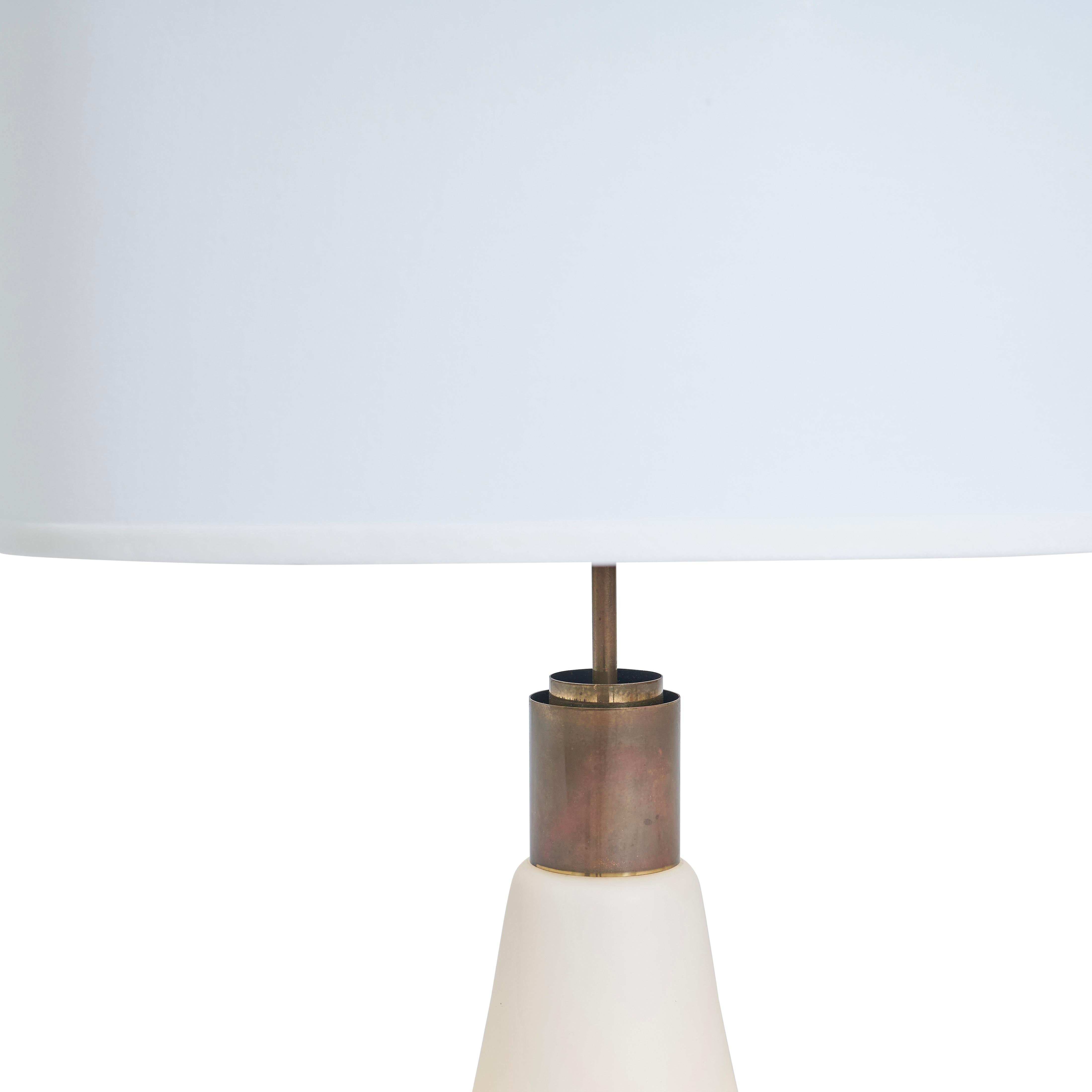 Italian Frosted Glass and Brass Lamp, circa 1950s For Sale 1