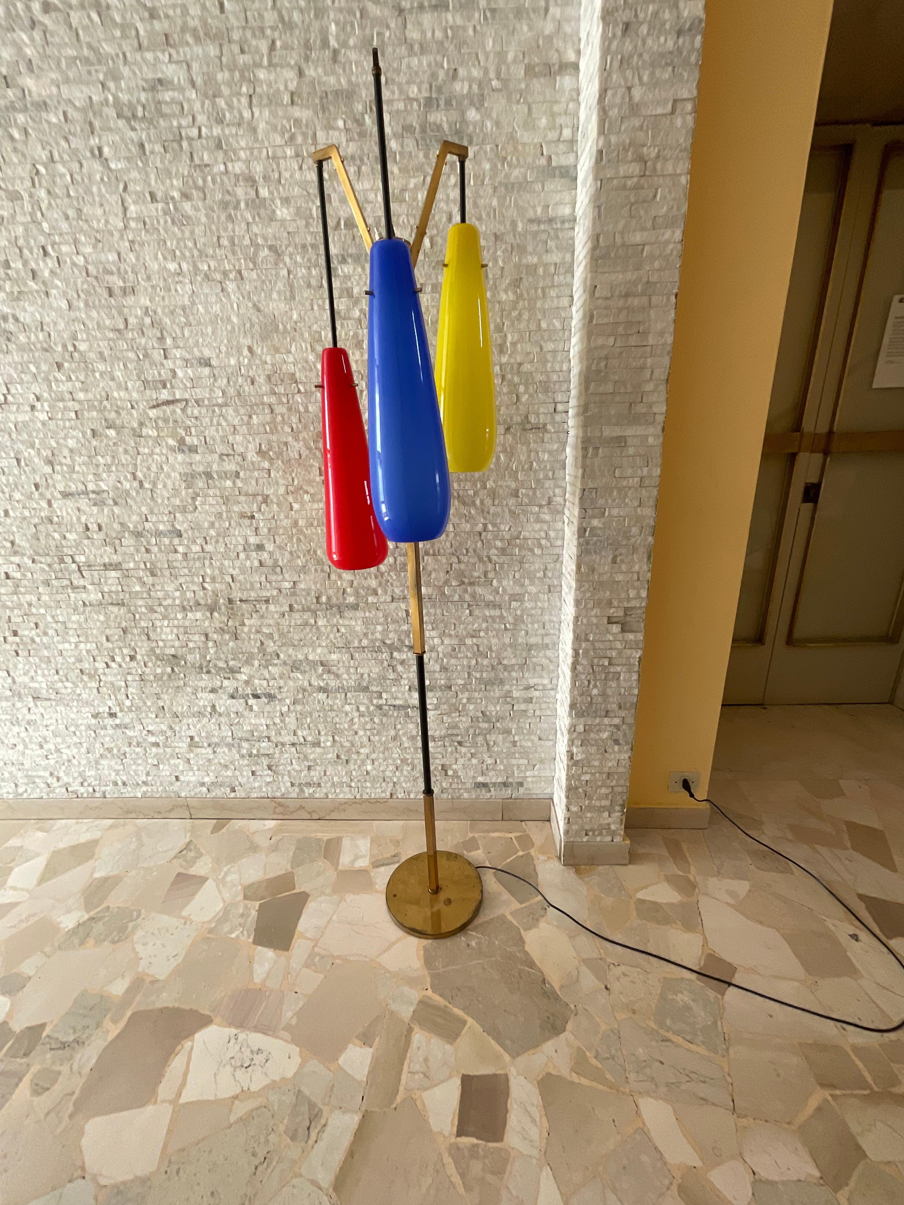 STILNOVO (attribuita) - Lampada da terra con 3 vetri di murano - Da a Italia 1960 im Angebot 2