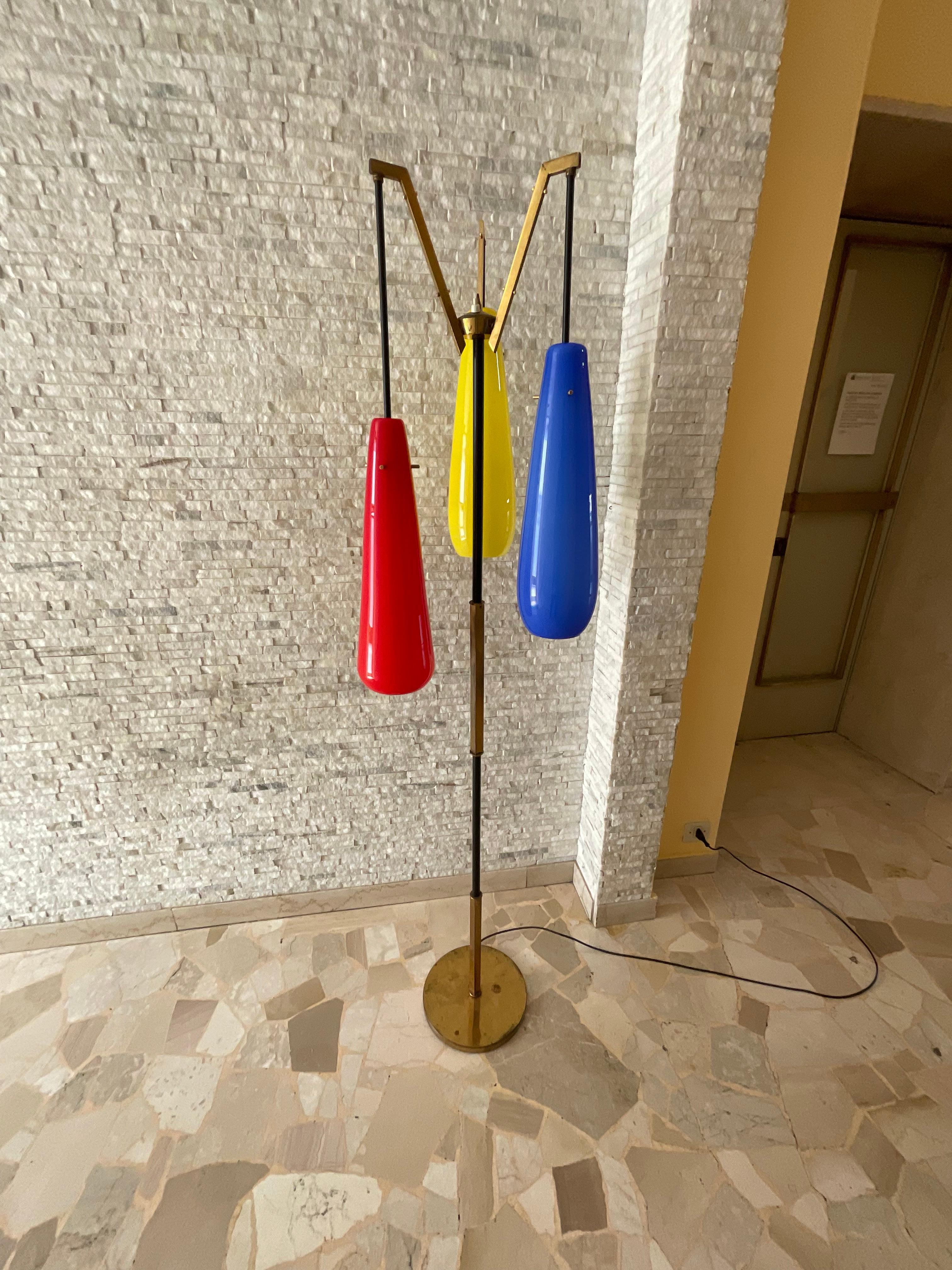 STILNOVO (attribuita) - Lampada da terra con 3 vetri di murano - Da a Italia 1960 im Angebot 3