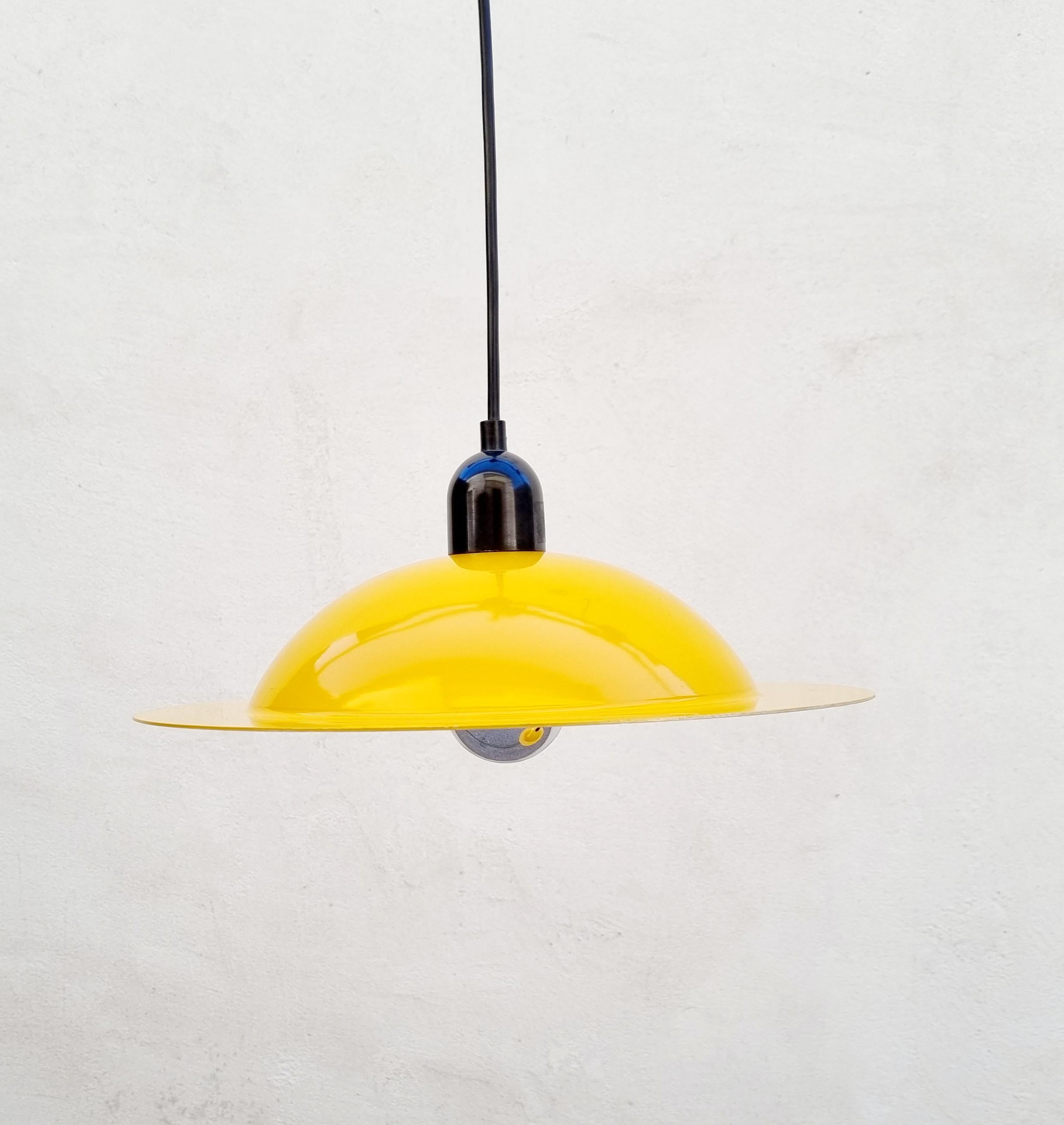 Mid-Century Modern Stilnovo Lampiatta Pendant Lamps by Jonathan De Pas & Donato D'Urbino, Italy 70s For Sale