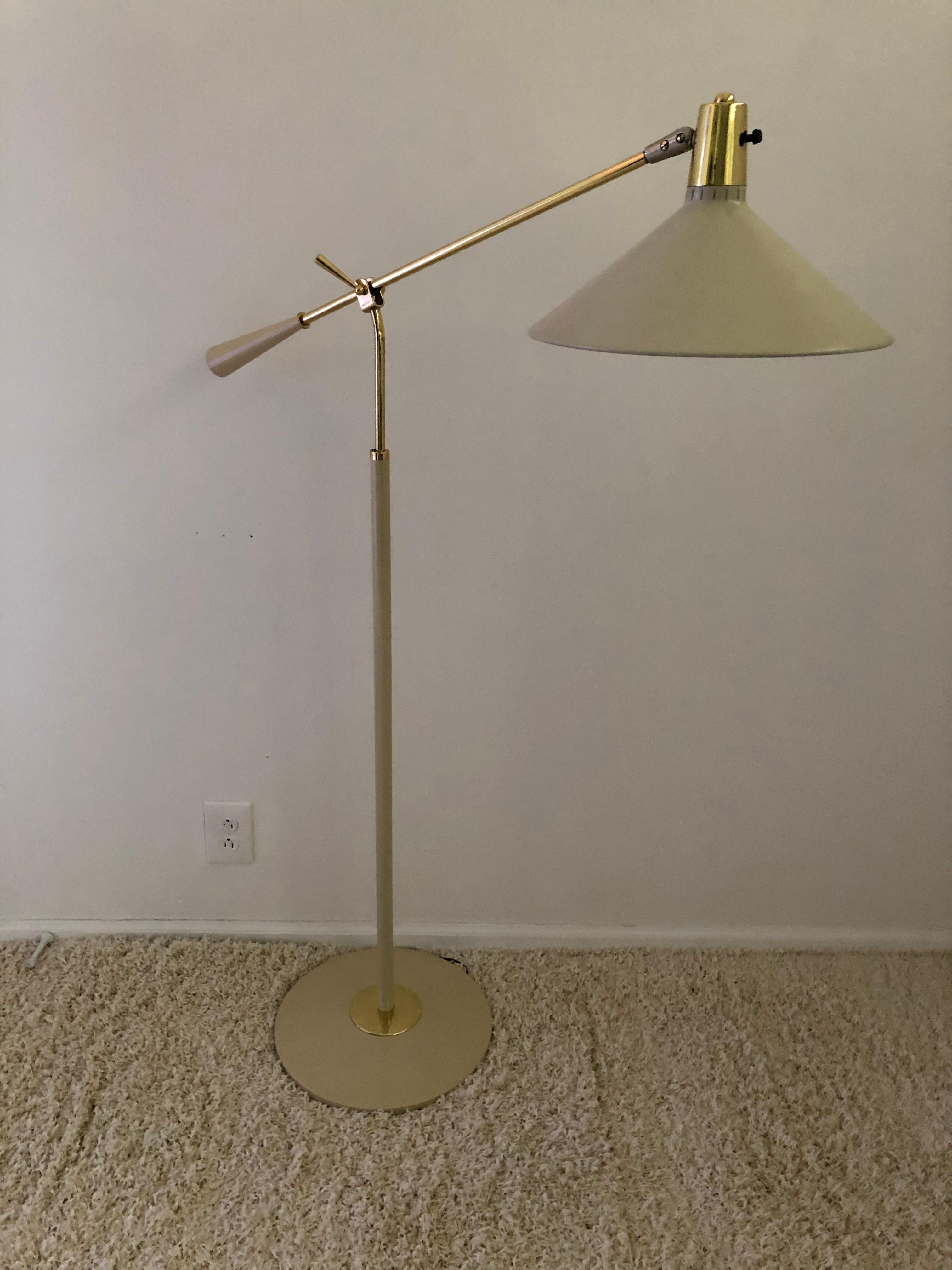 standing adjustable lamp