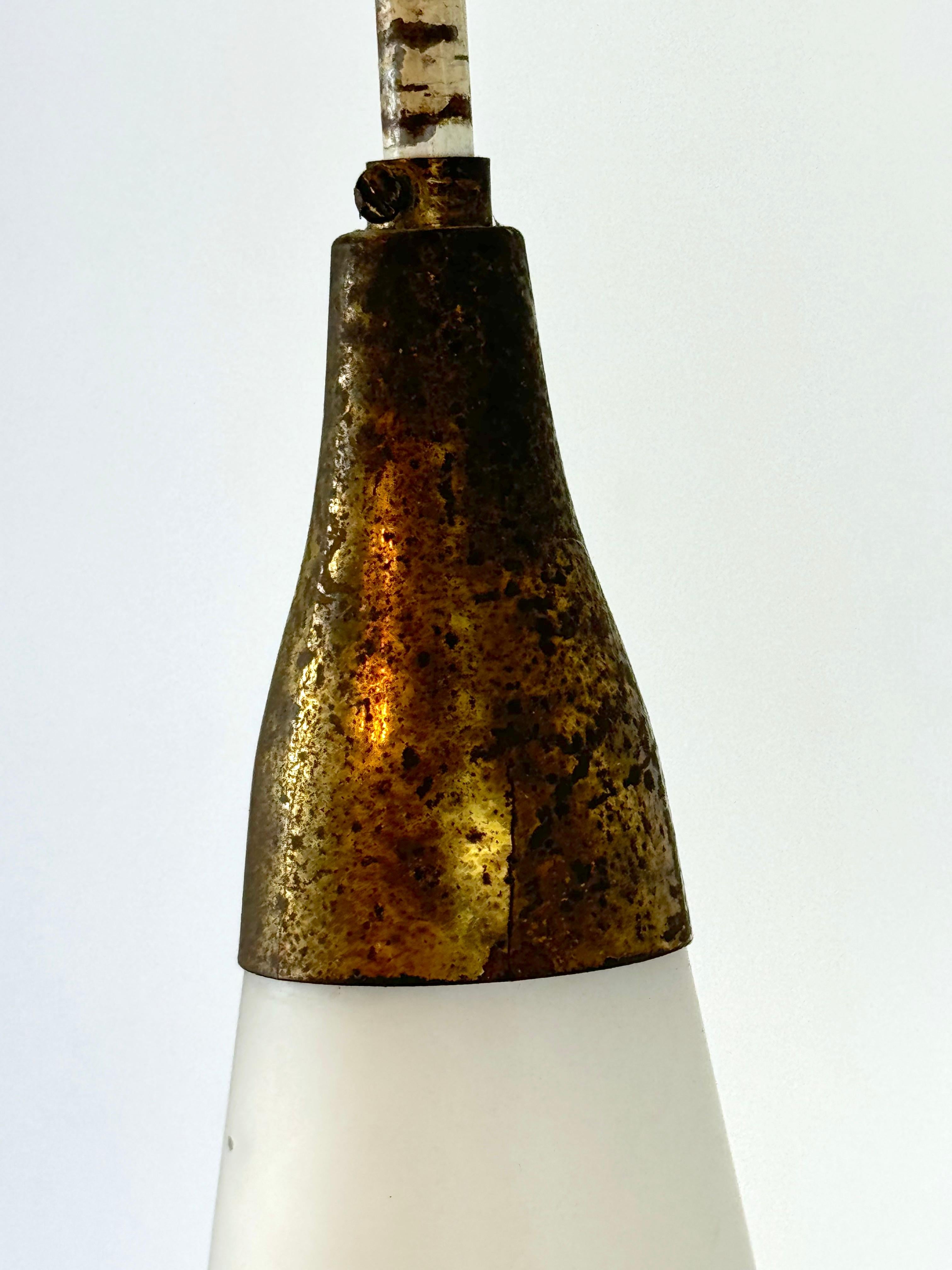 Brass Stilnovo, MId-century brass, opaline glass and lacquer chandelier. Italy 1950s