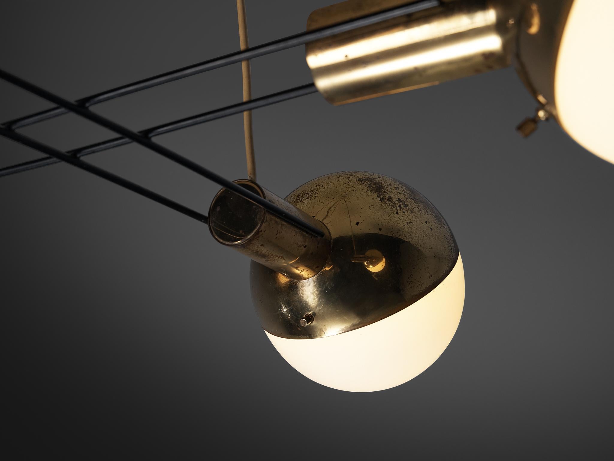 Metal Stilnovo Mid-century Chandelier in Brass and Glass For Sale