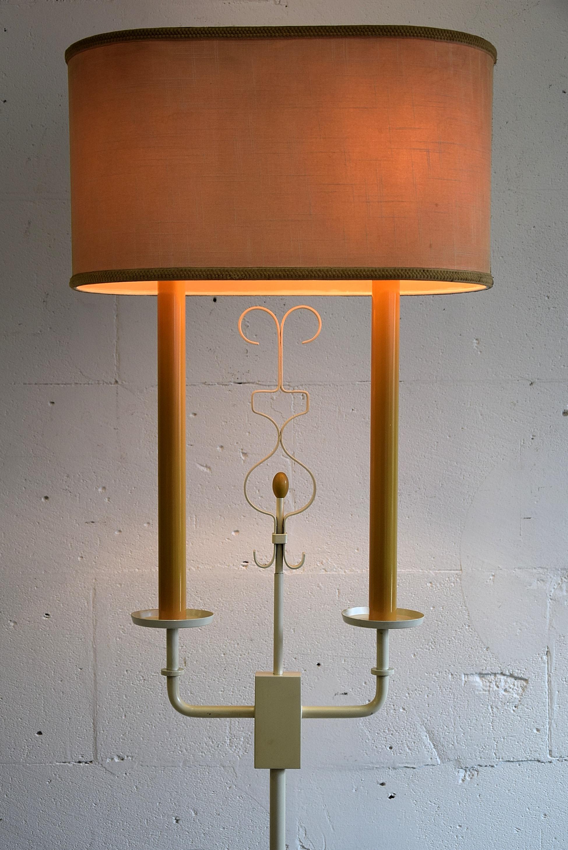 Lámpara de pie italiana de mediados de siglo de Stilnovo, años 60 Moderno de mediados de siglo en venta
