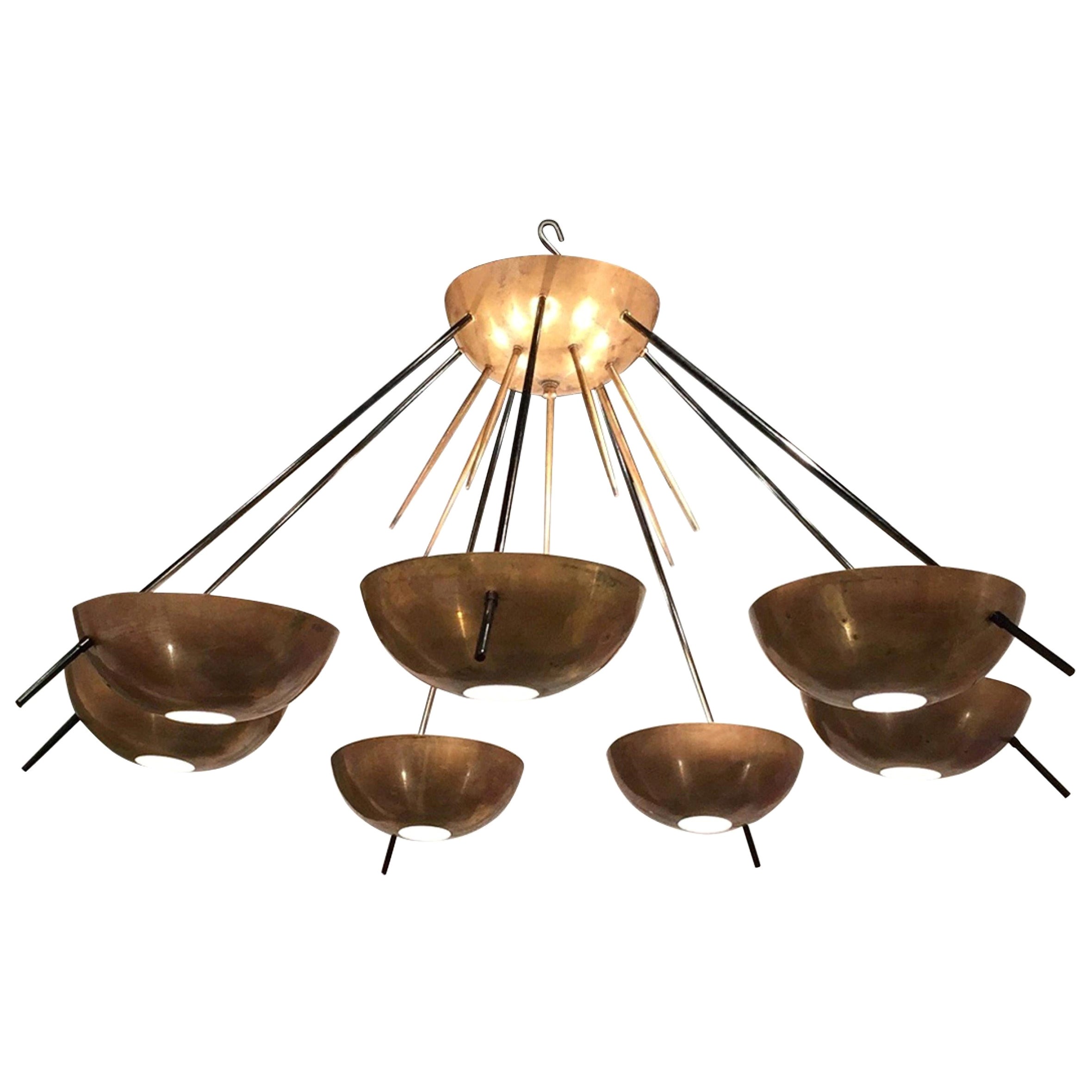 Lampadario in ottone Sputnik italiano di metà secolo Stilnovo in vendita