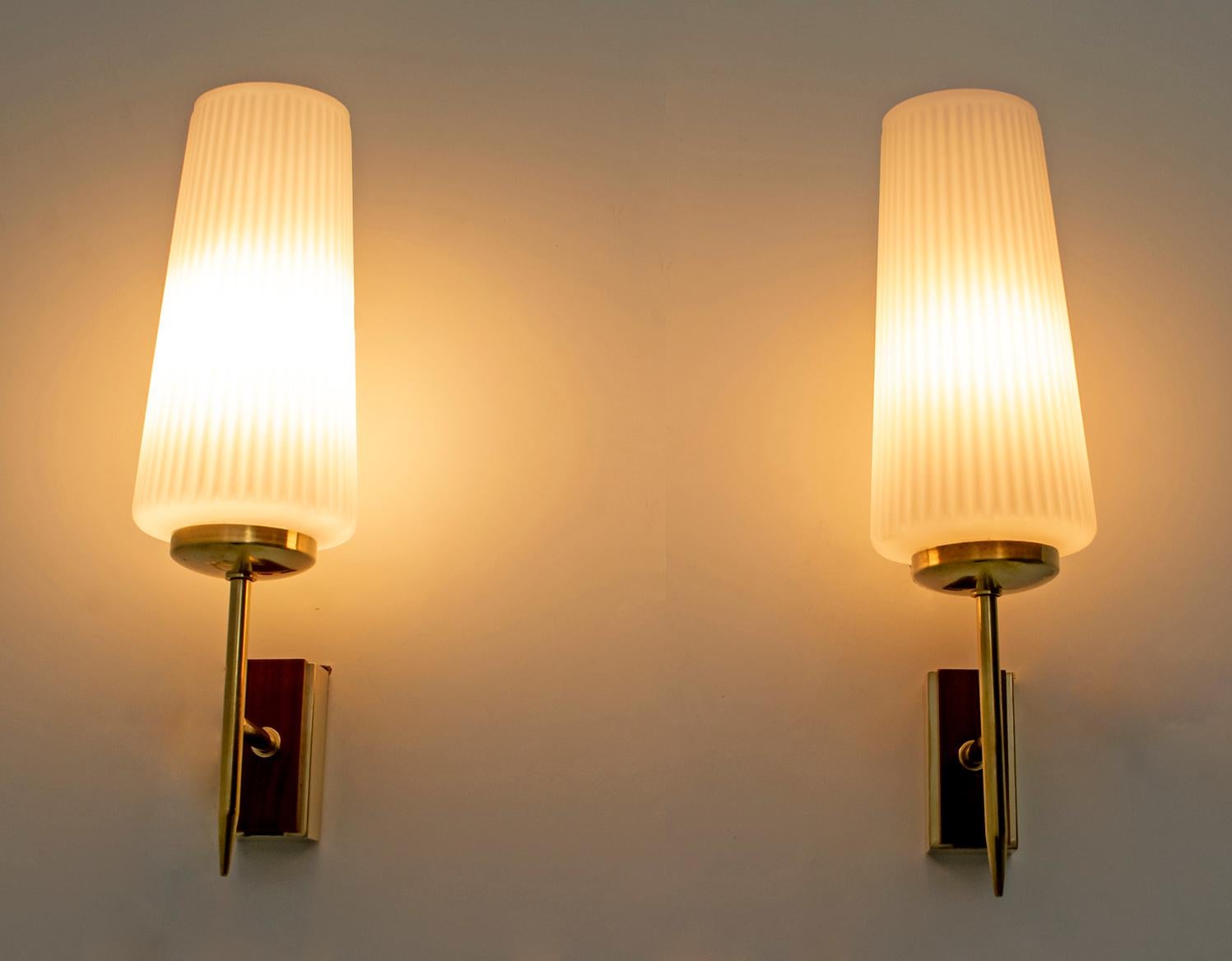 Stilnovo Mid-Century Modern Italian Brass and Opaline Glass Sconces 1