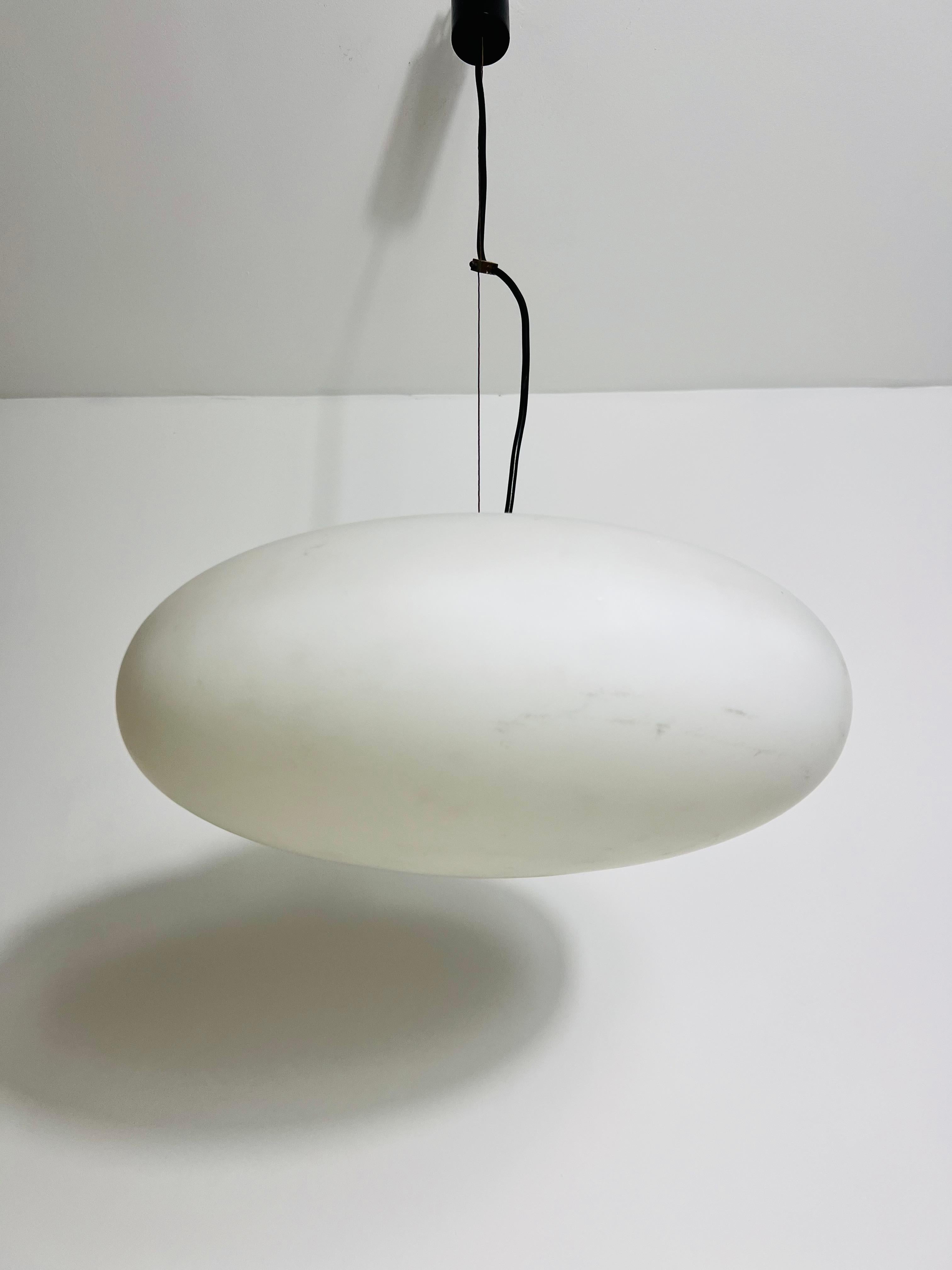 Mid-20th Century Stilnovo Midcentury Brass and Glass Chandelier, 1950s, Italy For Sale