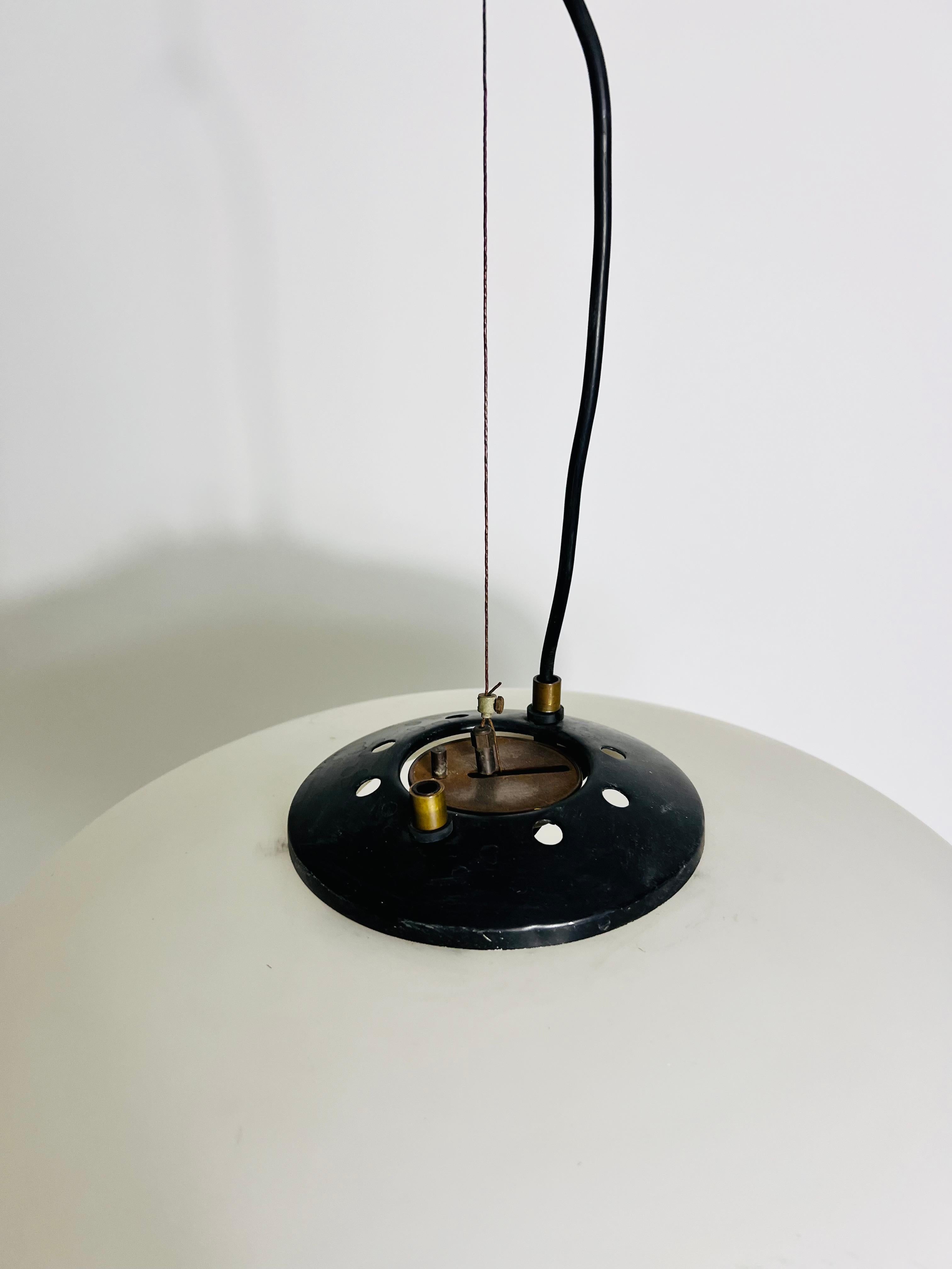 Stilnovo Midcentury Brass and Glass Chandelier, 1950s, Italy For Sale 1