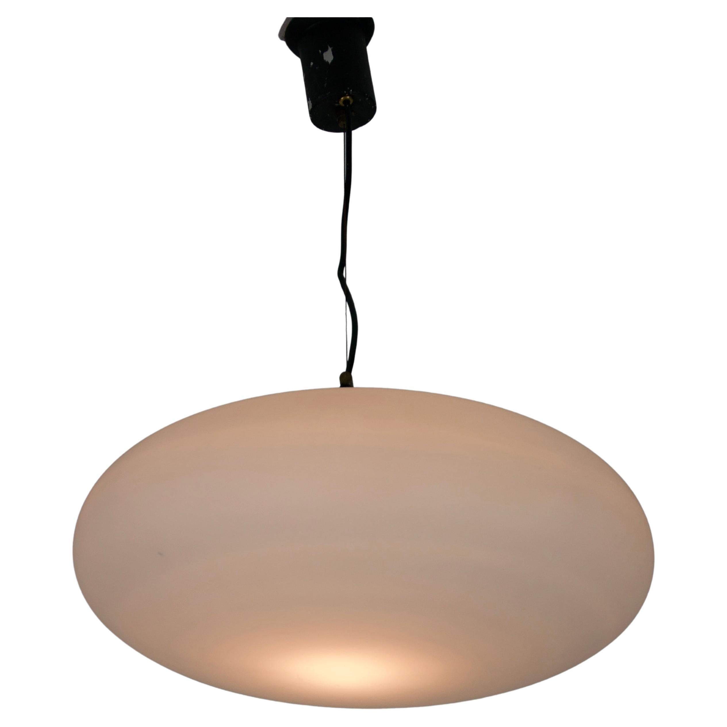 Lampadario in ottone e vetro Stilnovo del Medioevo, anni '50, Italia