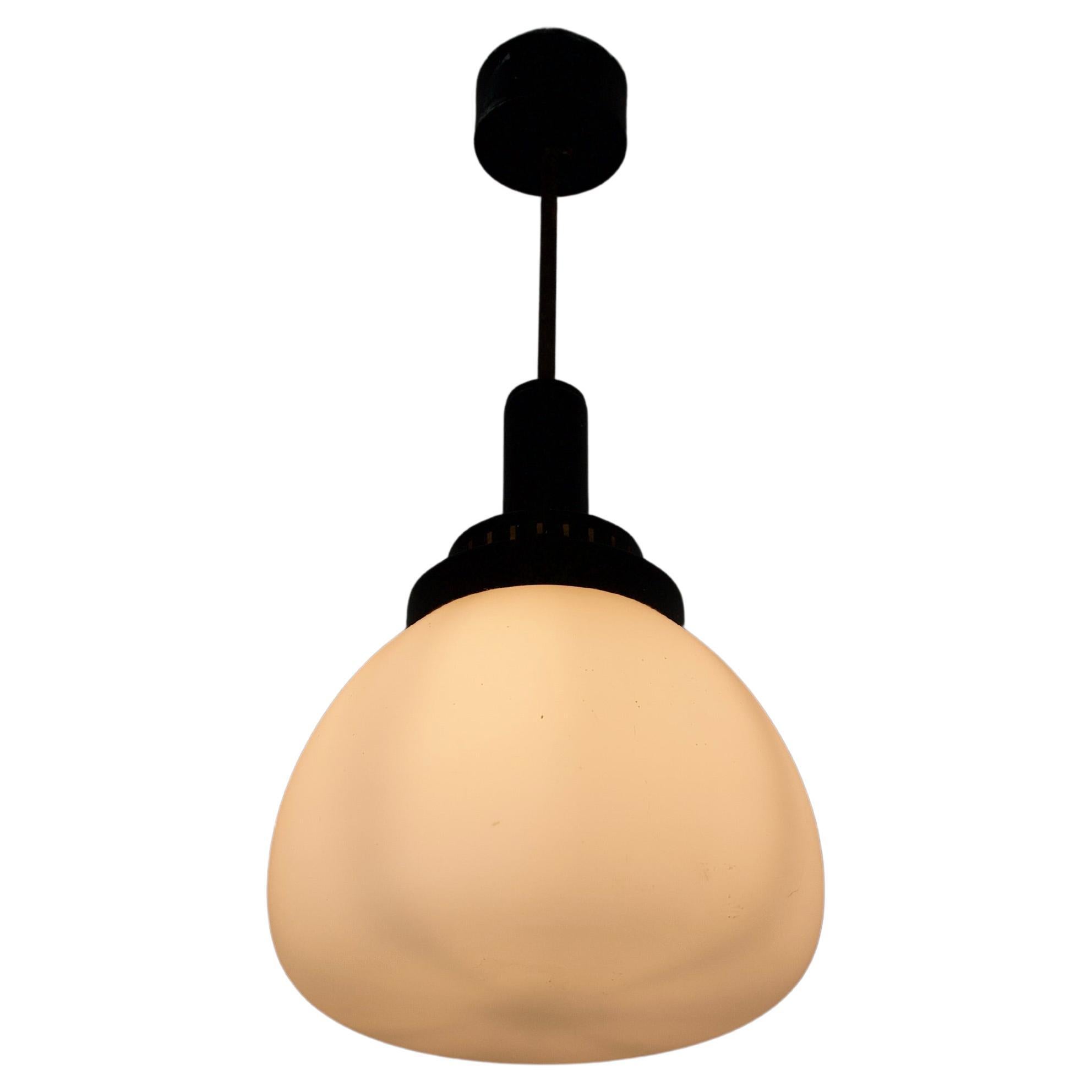 Lampada a sospensione in metallo e vetro Stilnovo, 1960, Italia