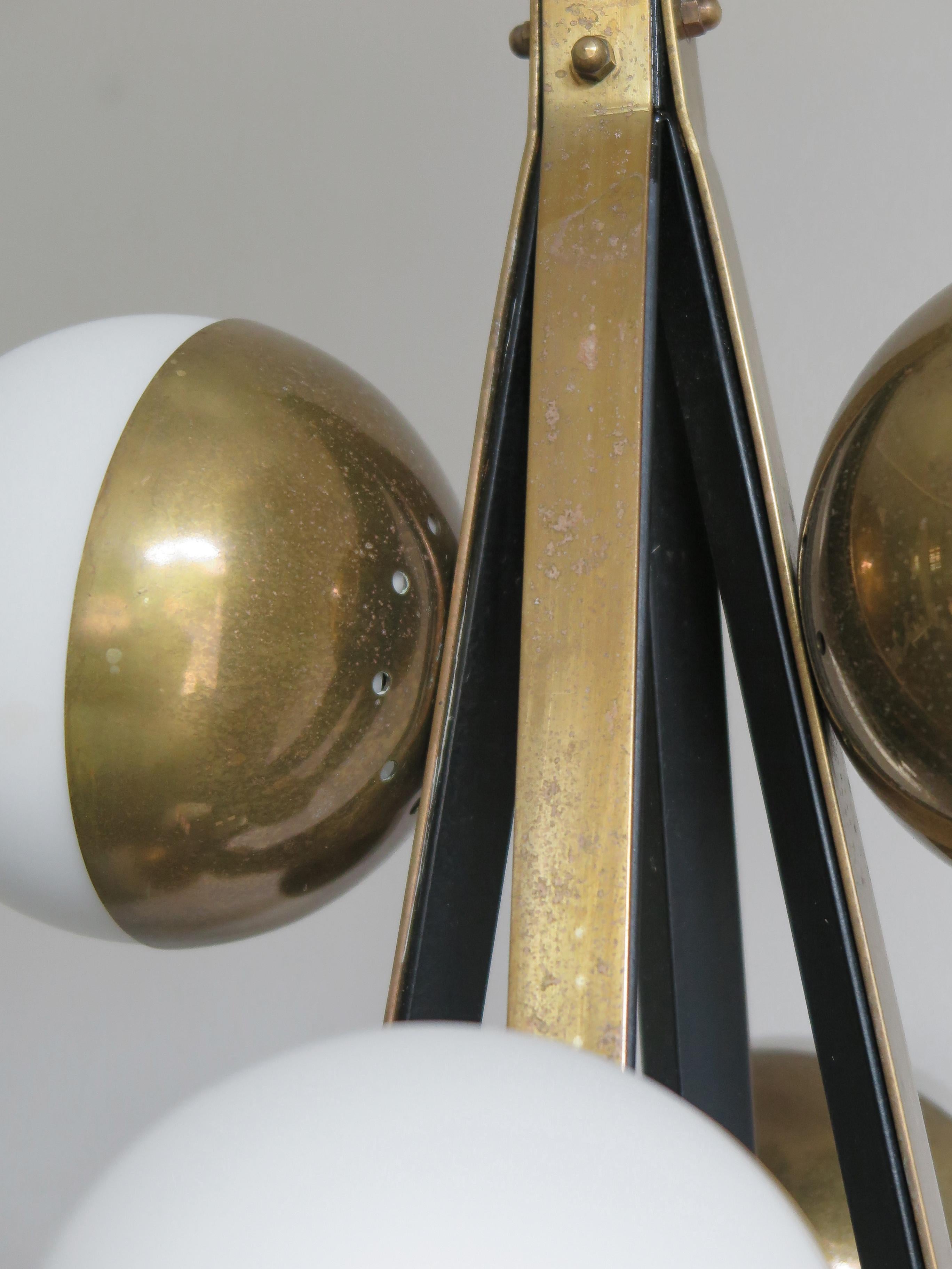 Stilnovo Midcentury Modern Design Italian Brass Glass Pendant Lamp, 1950s 6