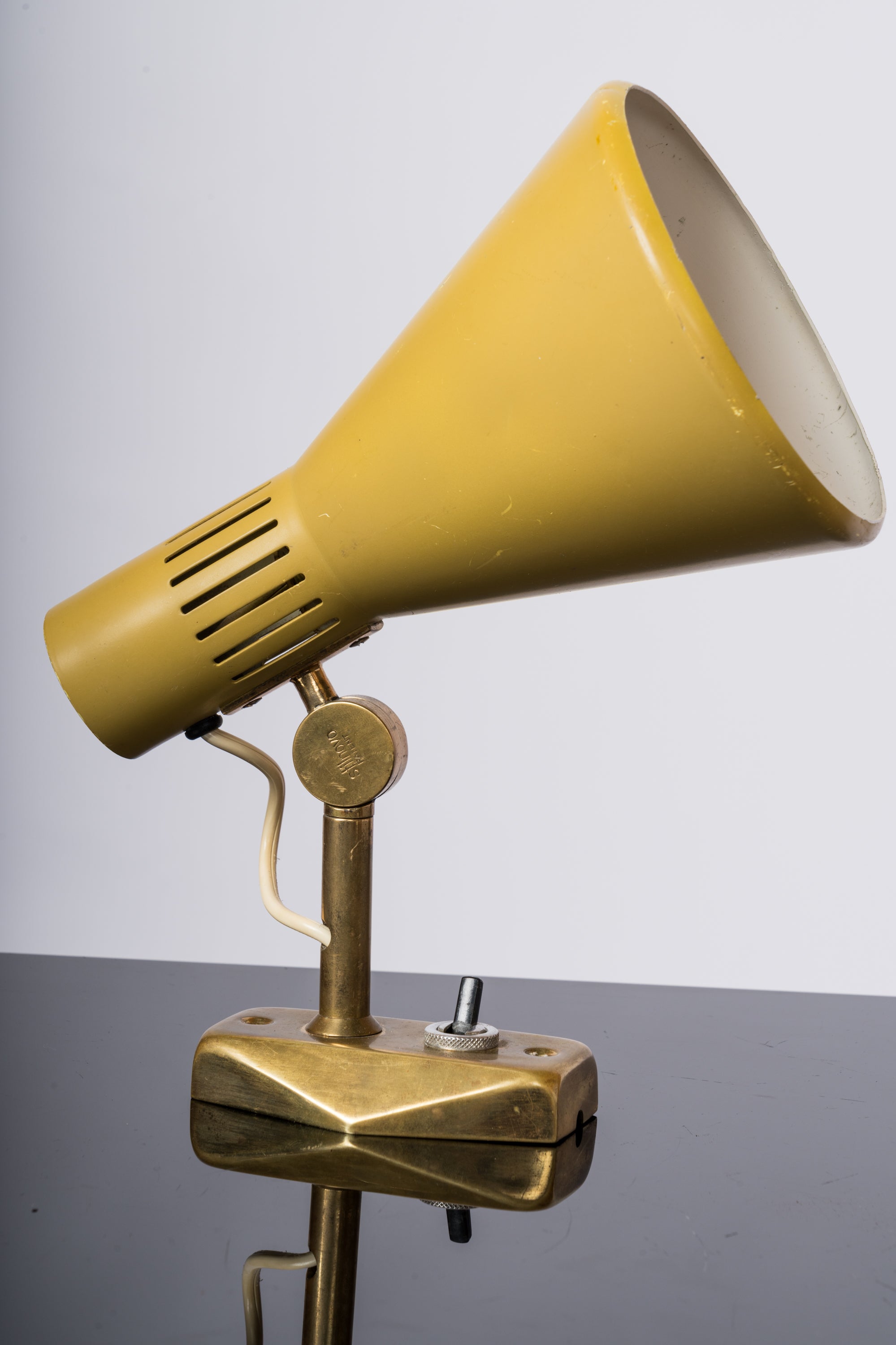 Lámpara Stilnovo Mostaza de Bruno Gatta - Italia Años 60 en venta