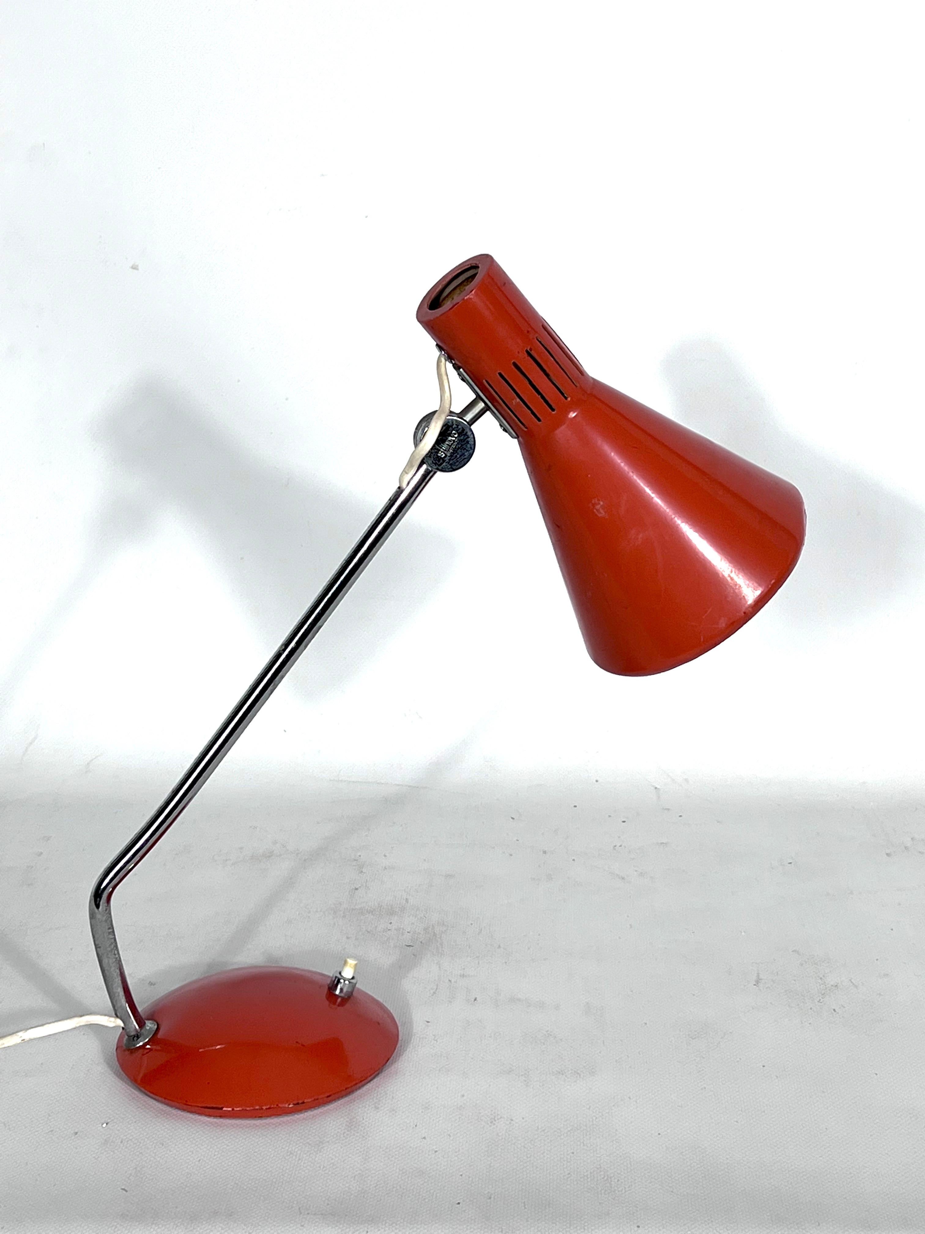 Metal Stilnovo Milano, Salmon Orange Table Lamp from 60s. Signed For Sale