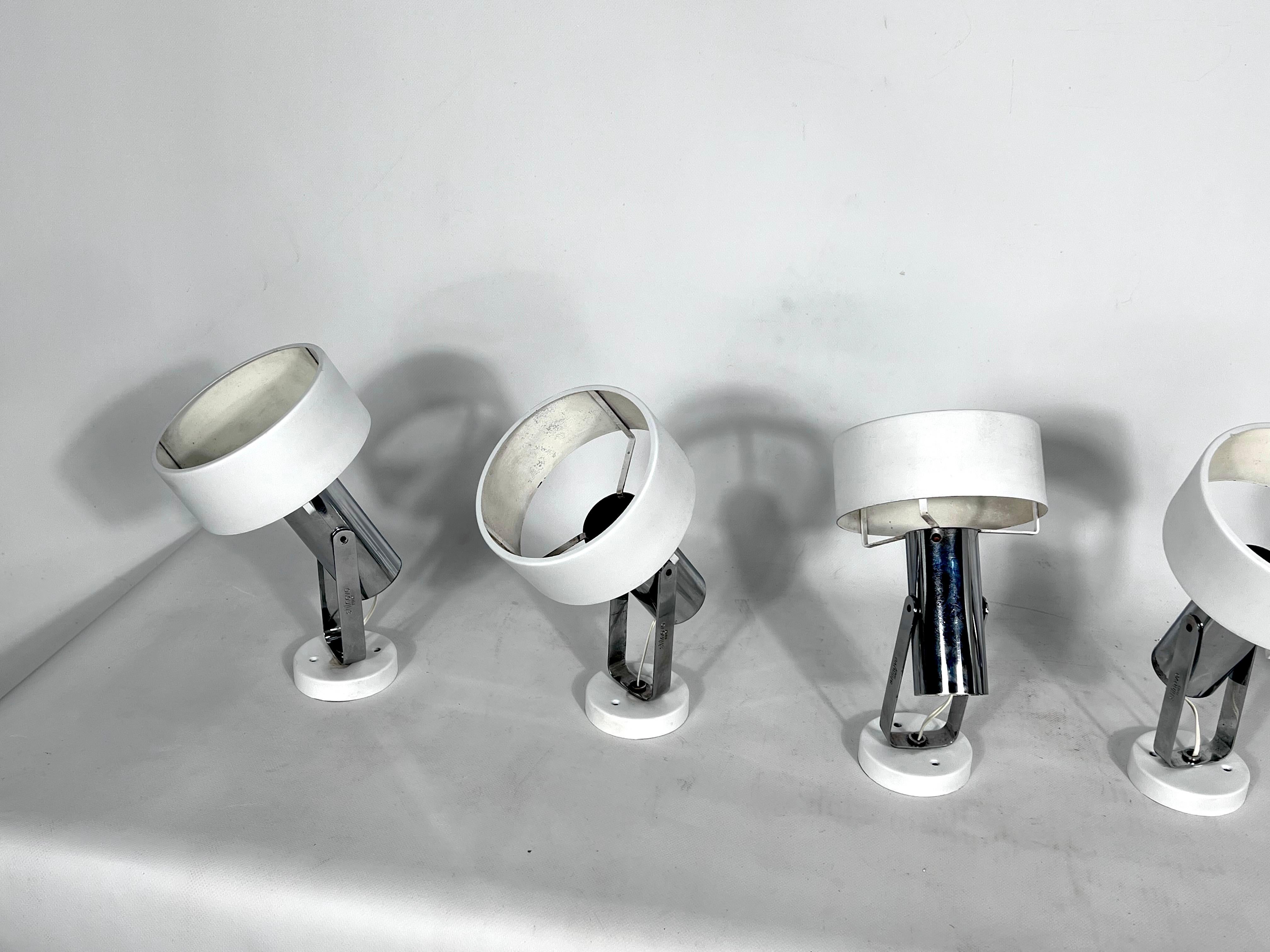 Italian Stilnovo Milano, Set of Five Orientable Wall Lights from 50s For Sale