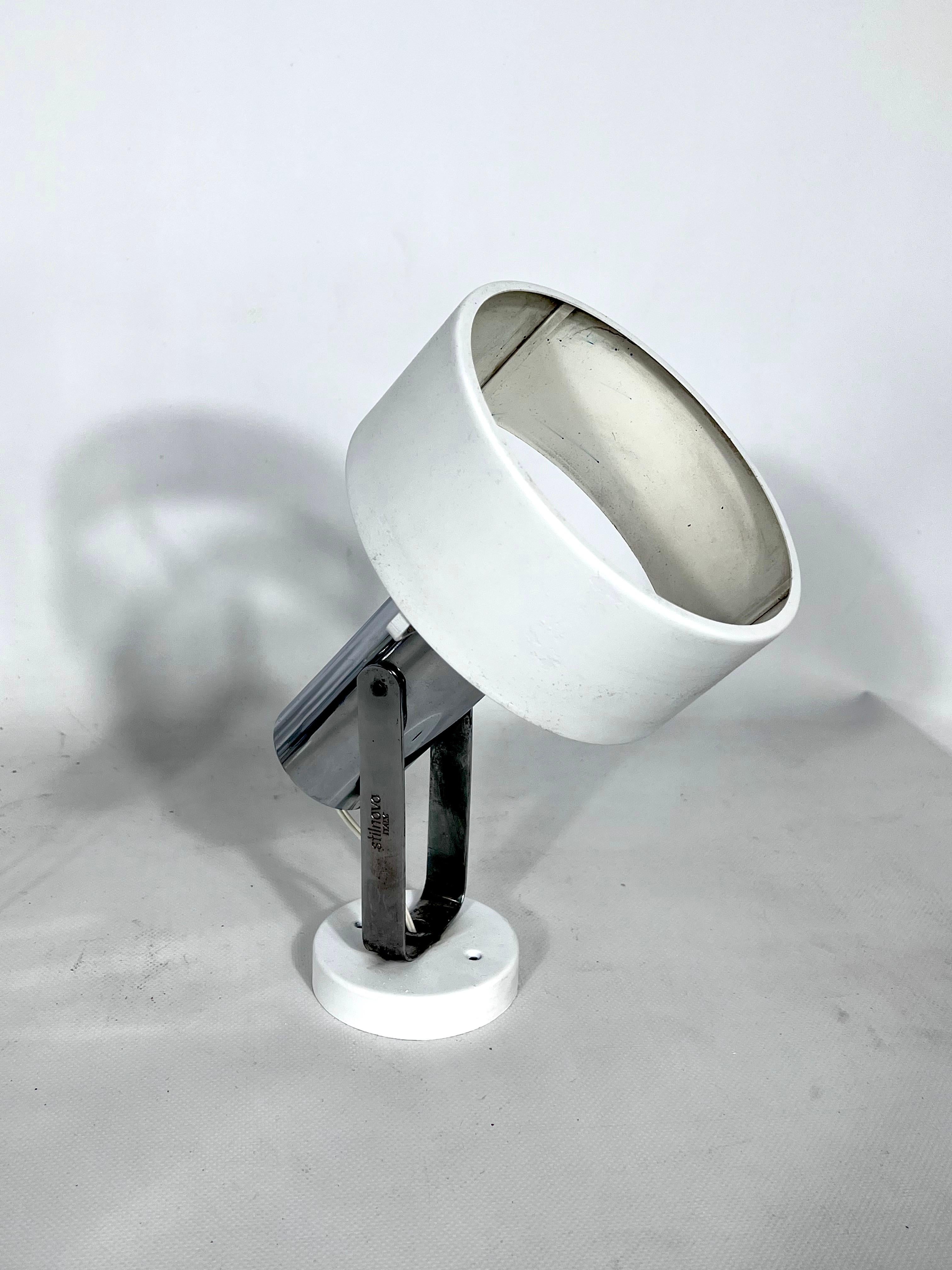 20th Century Stilnovo Milano, Set of Five Orientable Wall Lights from 50s For Sale