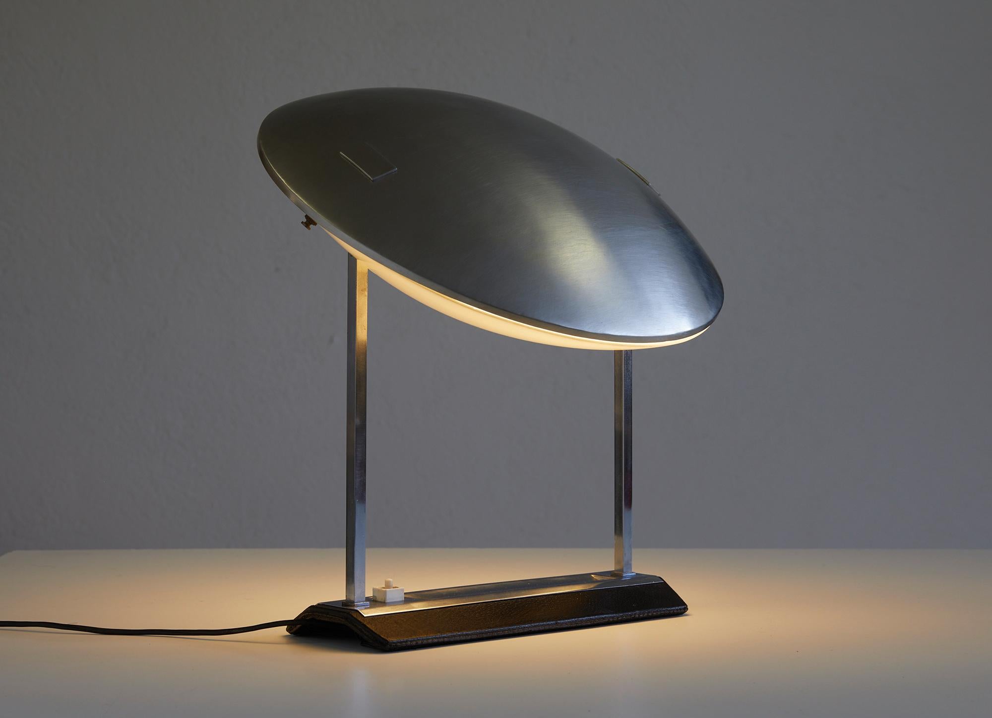 Lampada da tavolo Stilnovo Model 