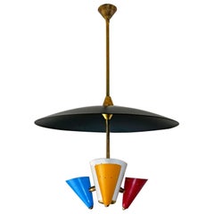 Stilnovo Lustre Spoutnik moderne en forme de soucoupe volante en noir, rouge, bleu et jaune