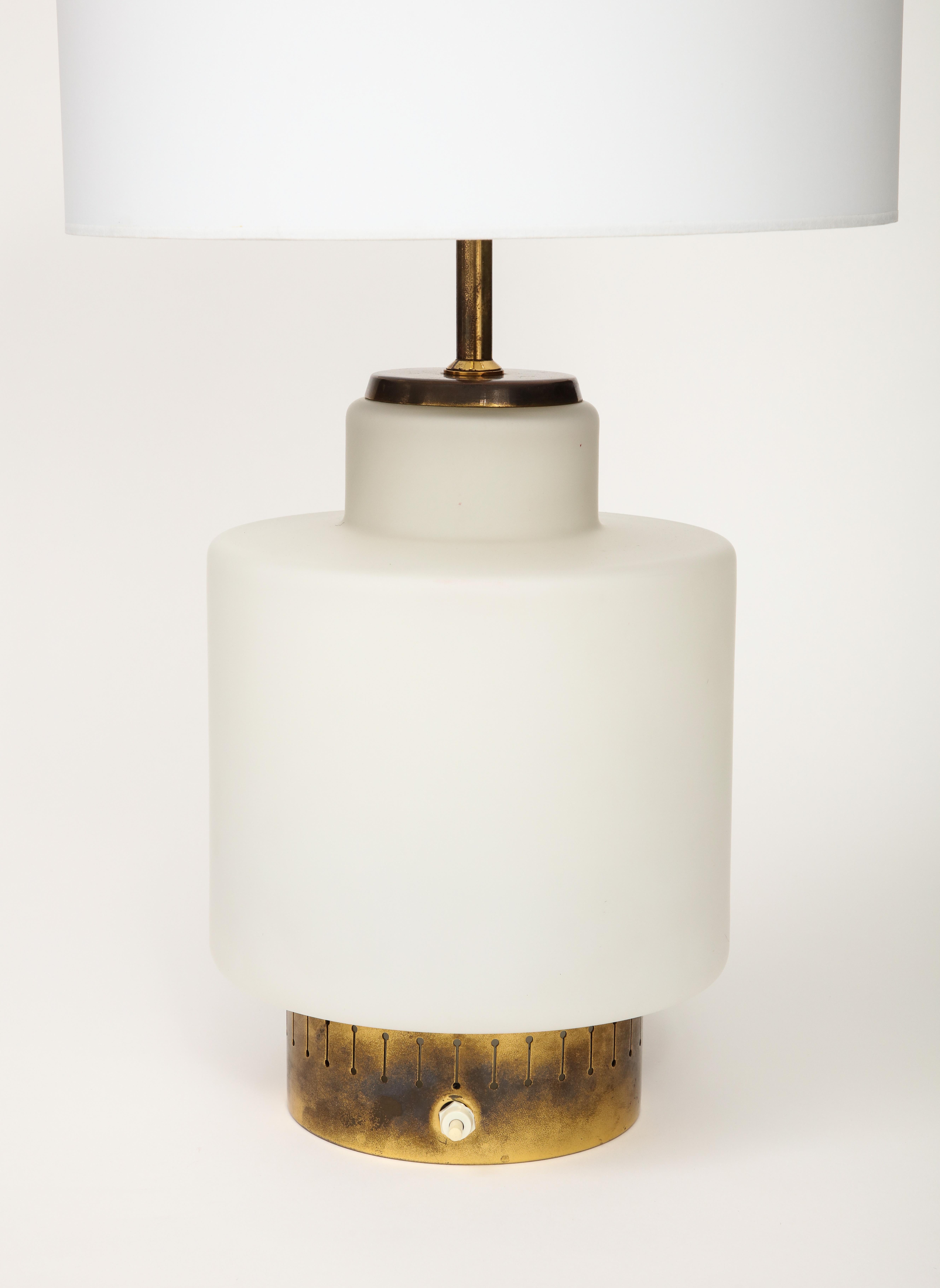Mid-Century Modern Stilnovo Opaline & Brass Lamp, mod. 8055, Parchment Shade, Italy, c. 1950's For Sale