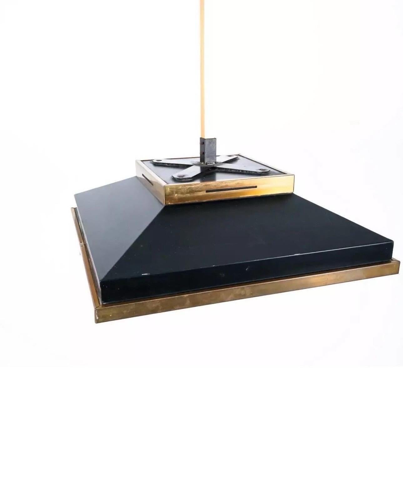 Mid-Century Modern Stilnovo Opaline & Brass Pendant Light Fixture For Sale