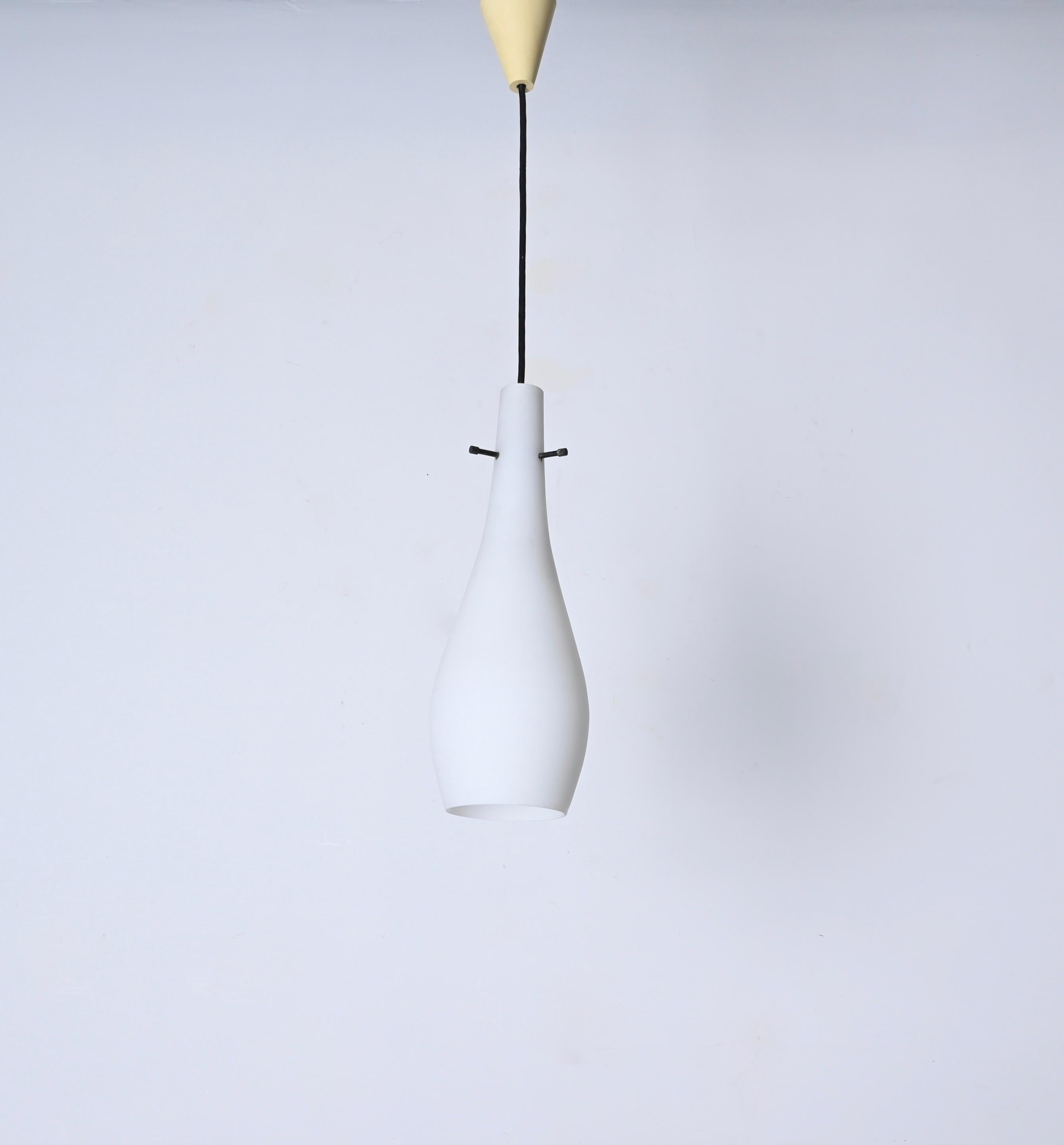 Mid-Century Modern Stilnovo Opaline Glass Pendant Lamp, Italian Lighting 1950s