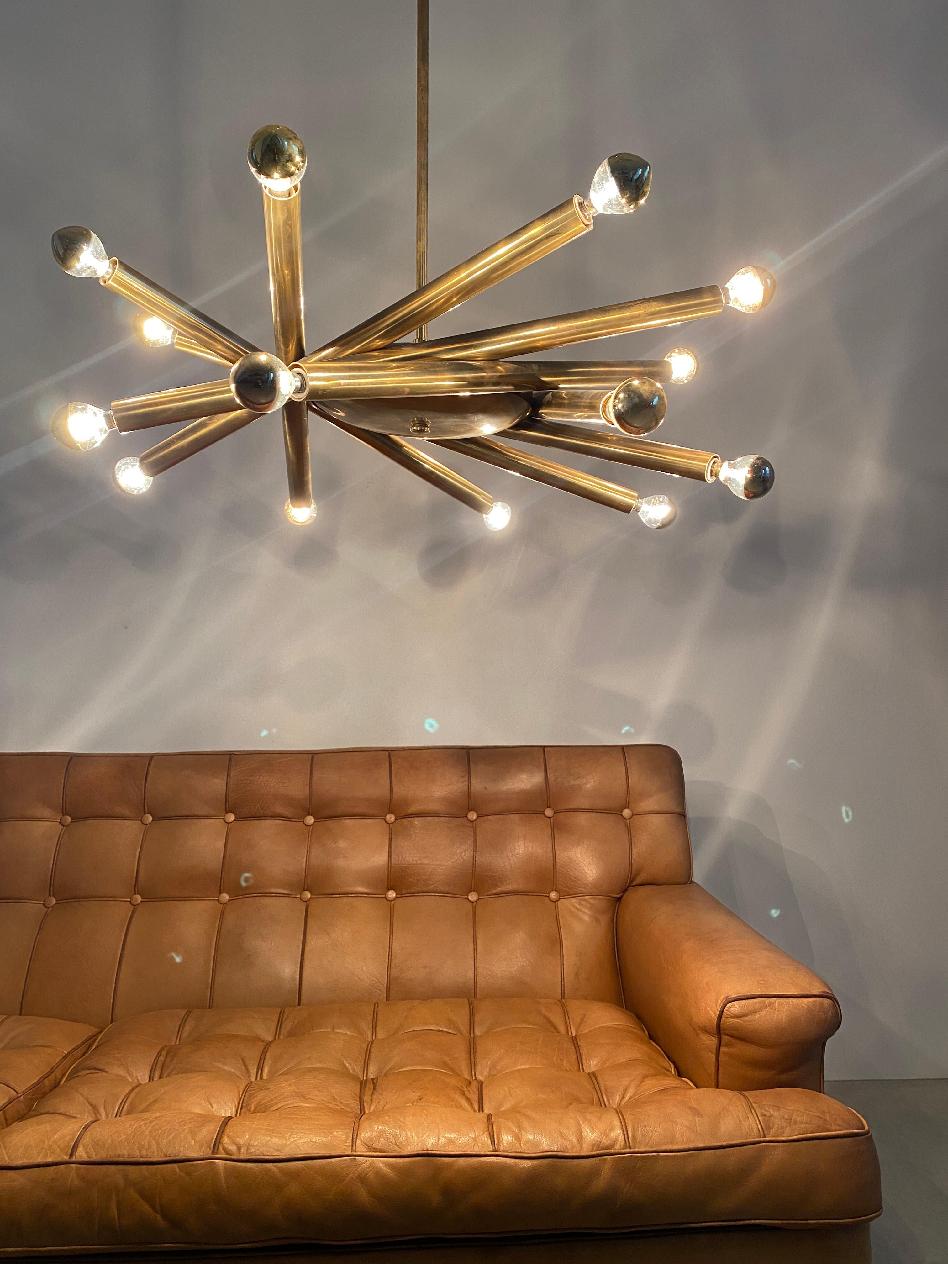 Mid-Century Modern Stilnovo Orbit Chandelier Brass, Italy, 1955 For Sale