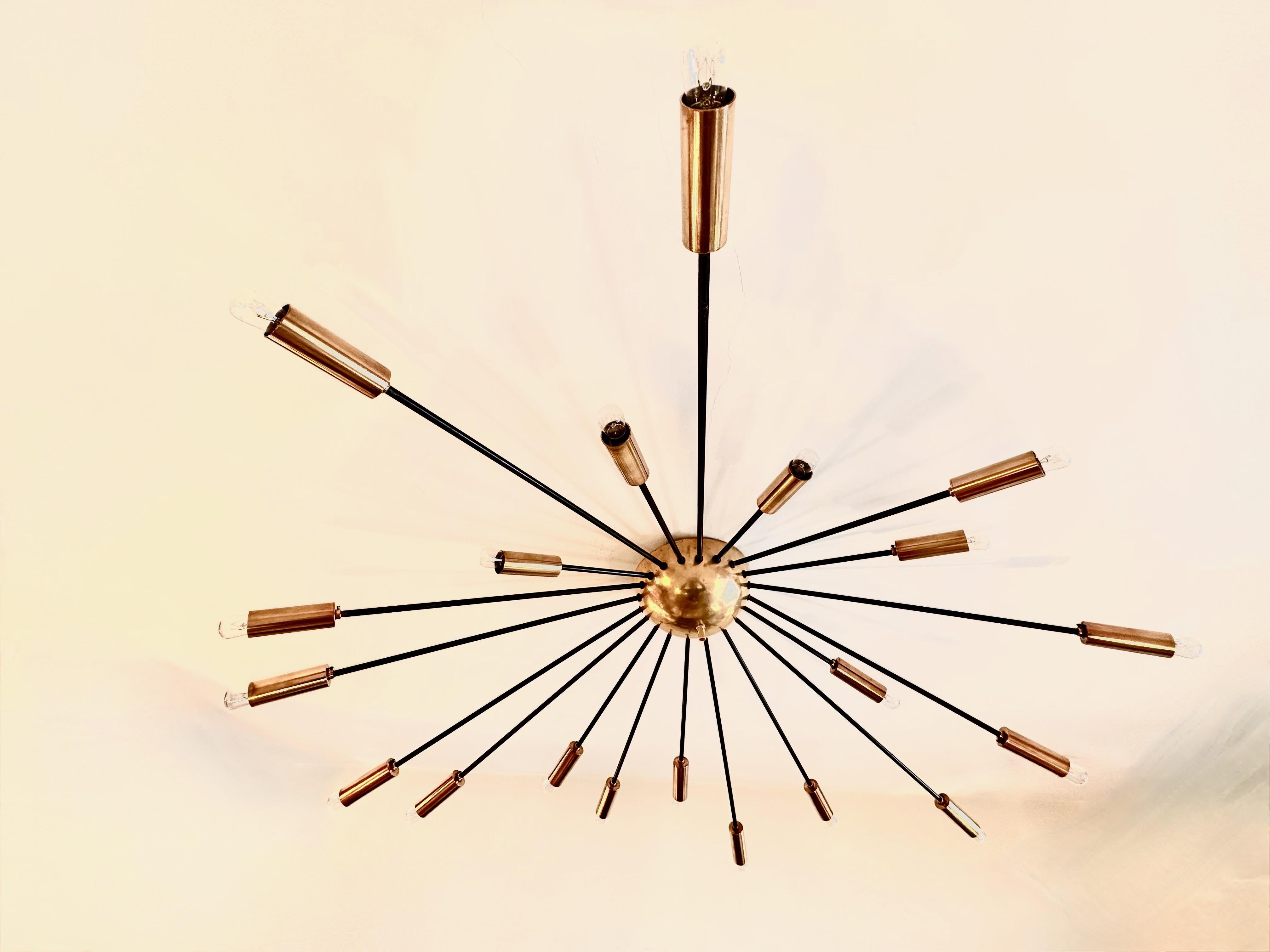 Stilnovo Original 20-Arm Brass Sputnik Plafond/Chandelier, 1950 For Sale 1
